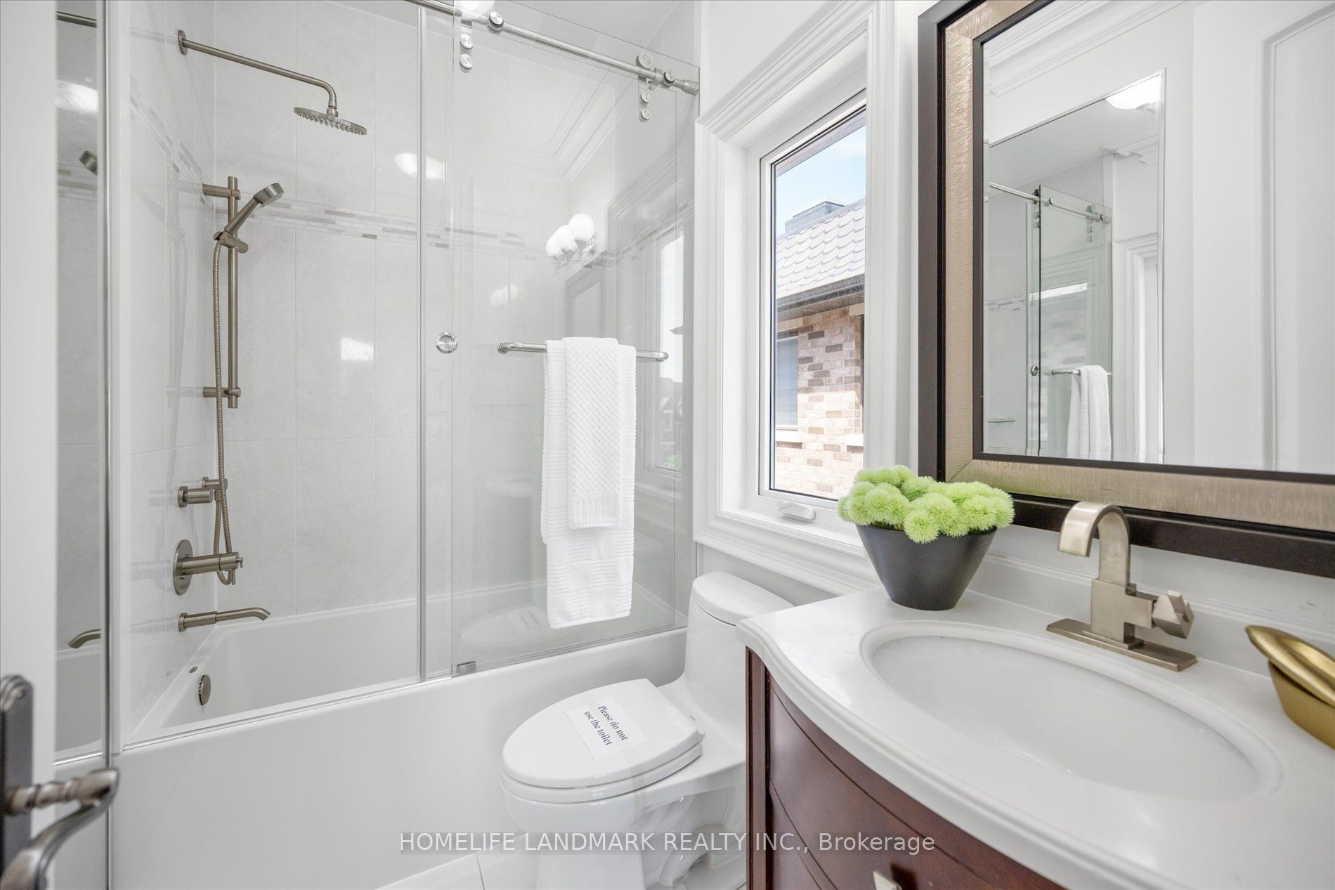 92 Caines Avenue Property Photo 25
