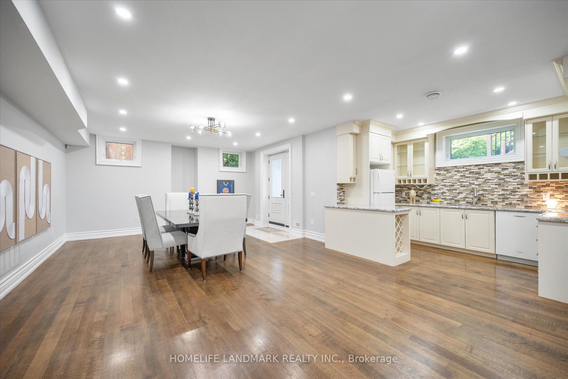 92 Caines Avenue Property Photo 34