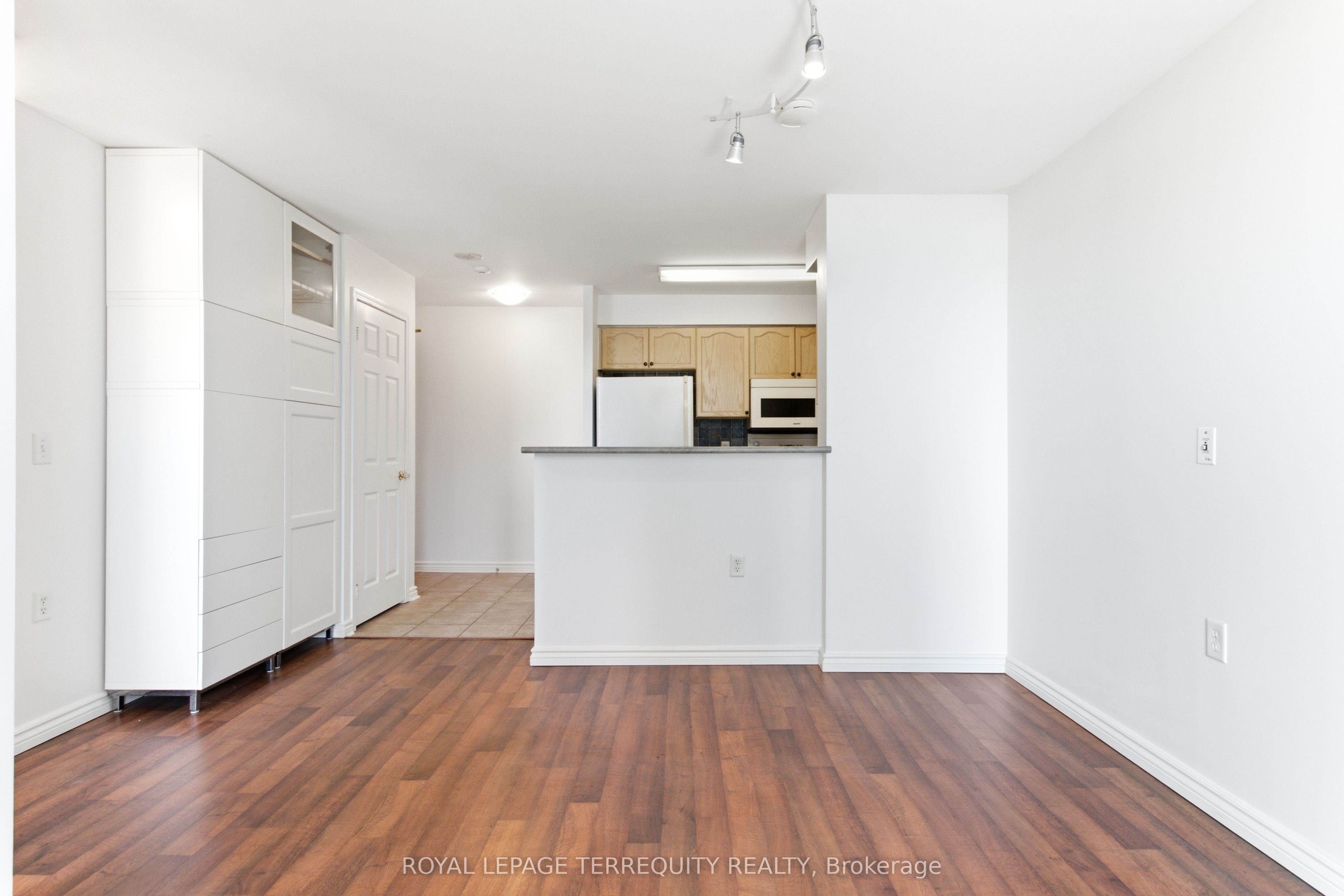 20 Olive Avenue Ph07 Property Photo 4