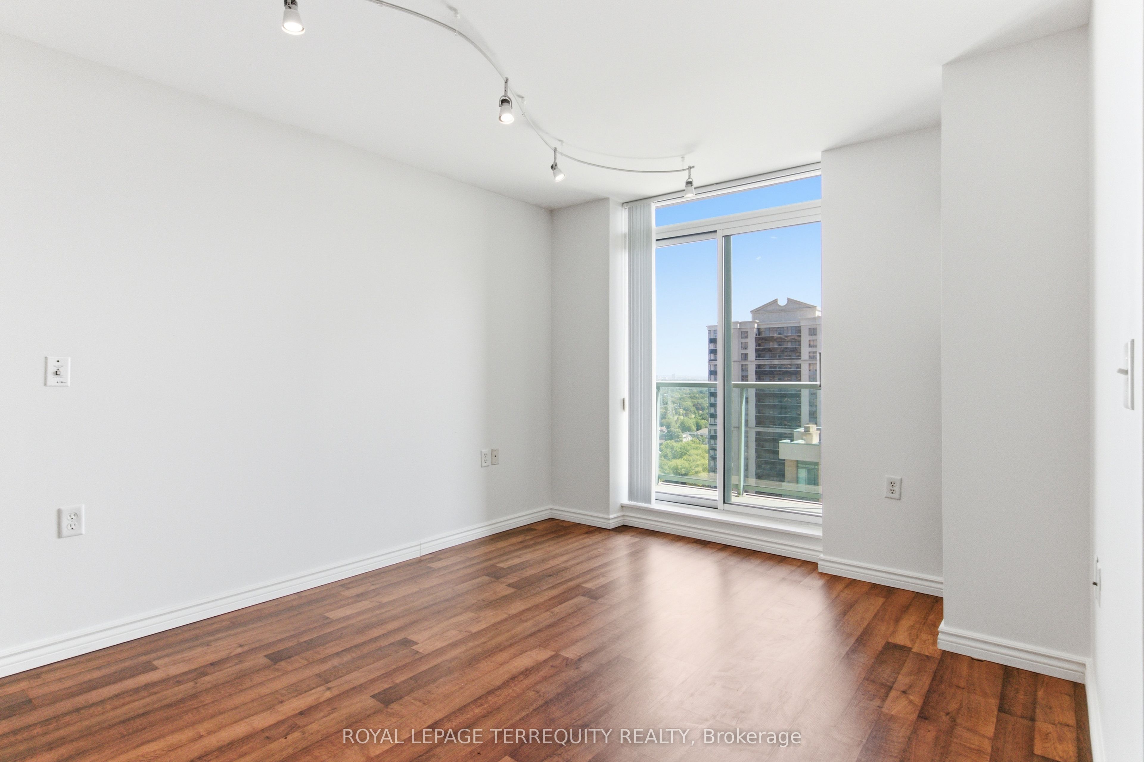 20 Olive Avenue Ph07 Property Photo 6