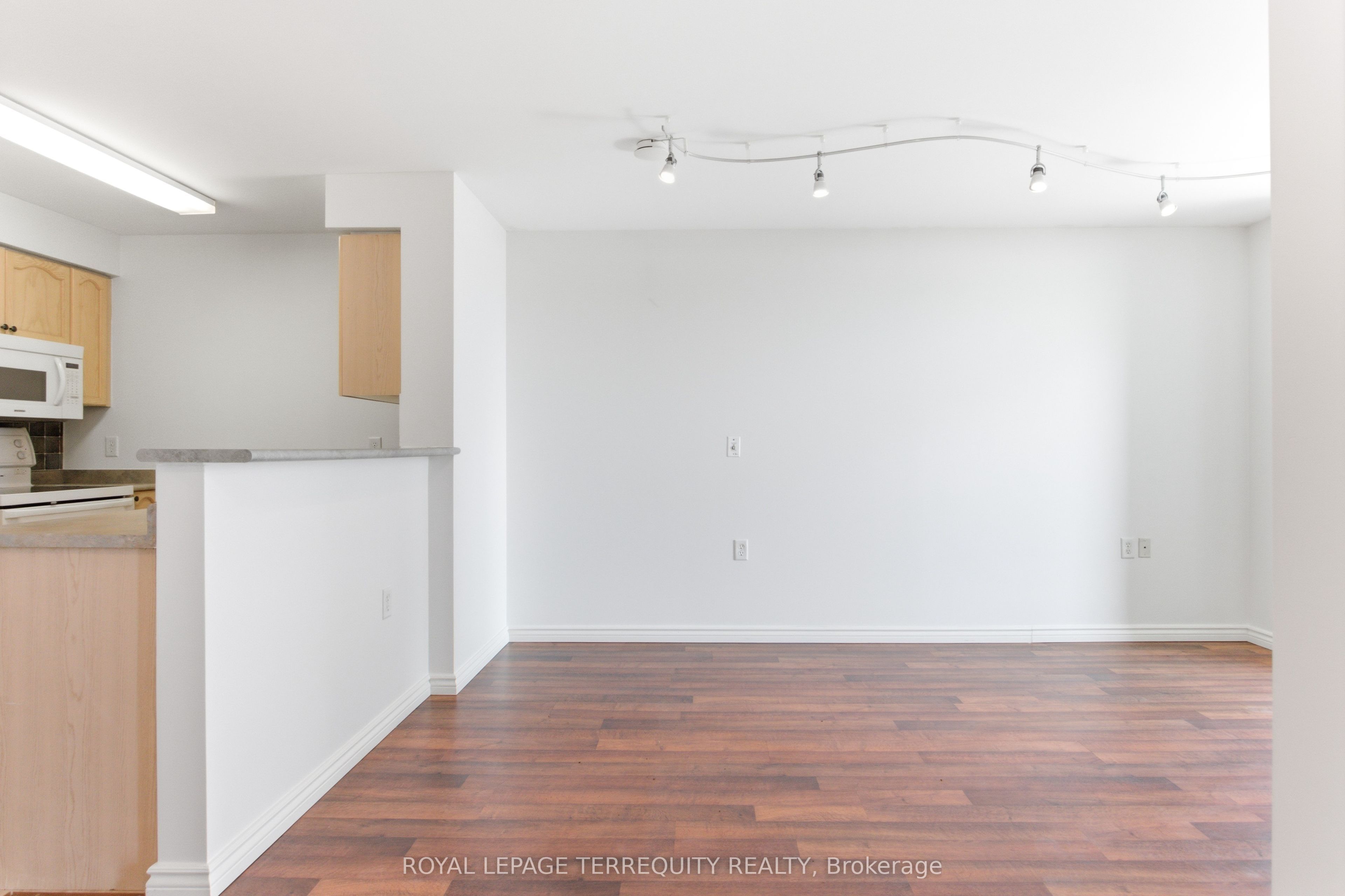 20 Olive Avenue Ph07 Property Photo 7