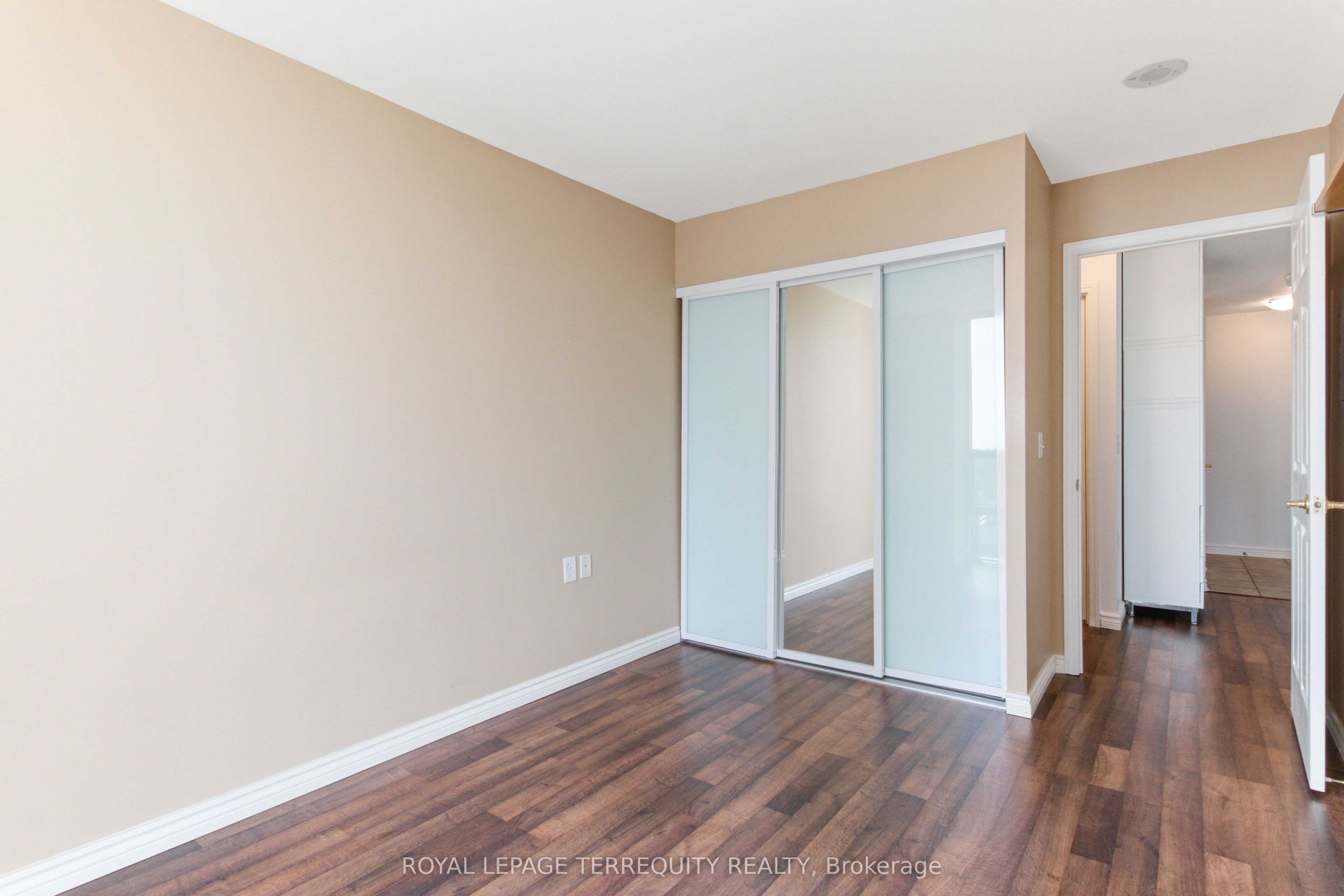 20 Olive Avenue Ph07 Property Photo 16