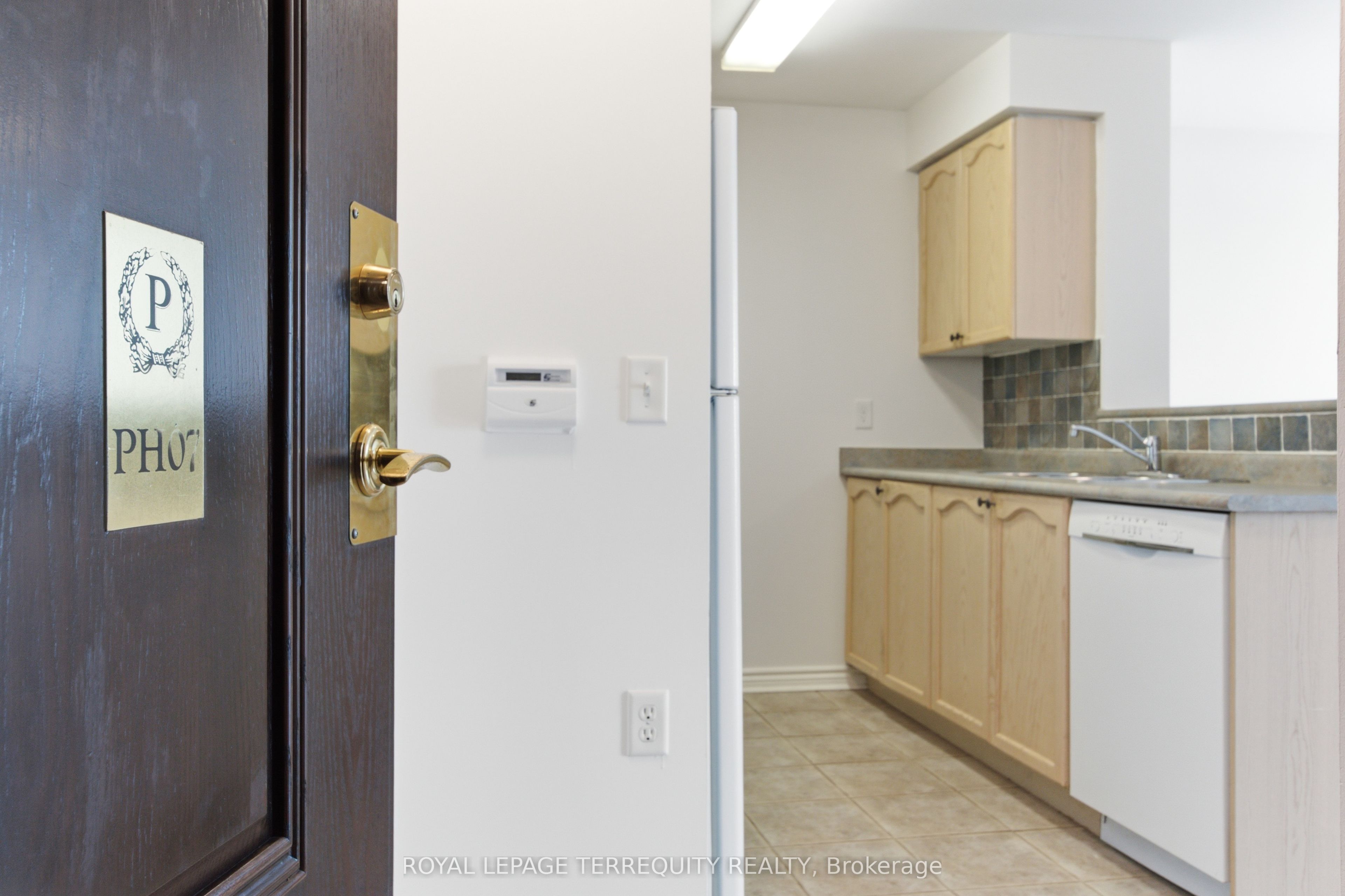 20 Olive Avenue Ph07 Property Photo 19
