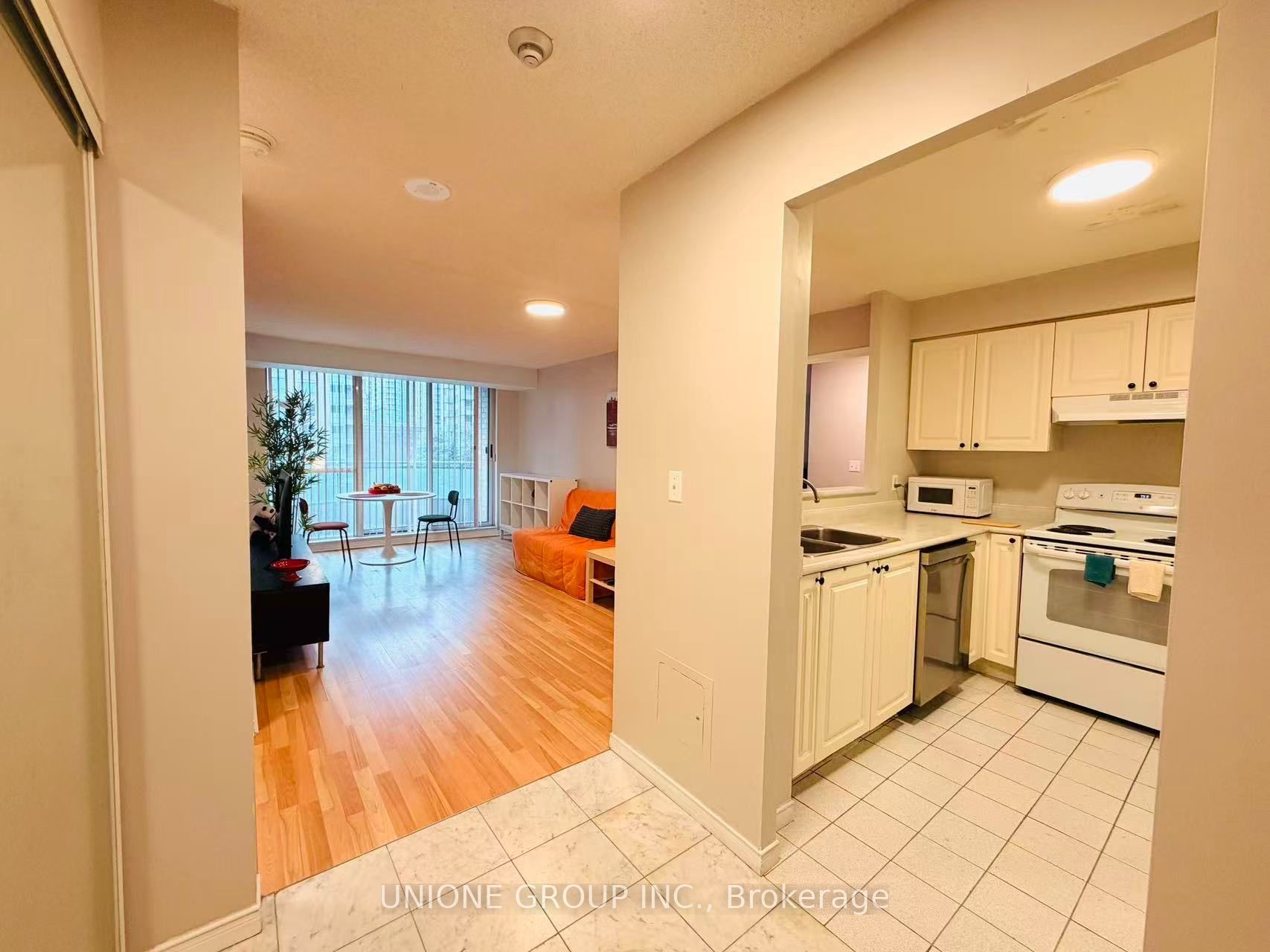 8 Pemberton Avenue 506 Property Photo 10