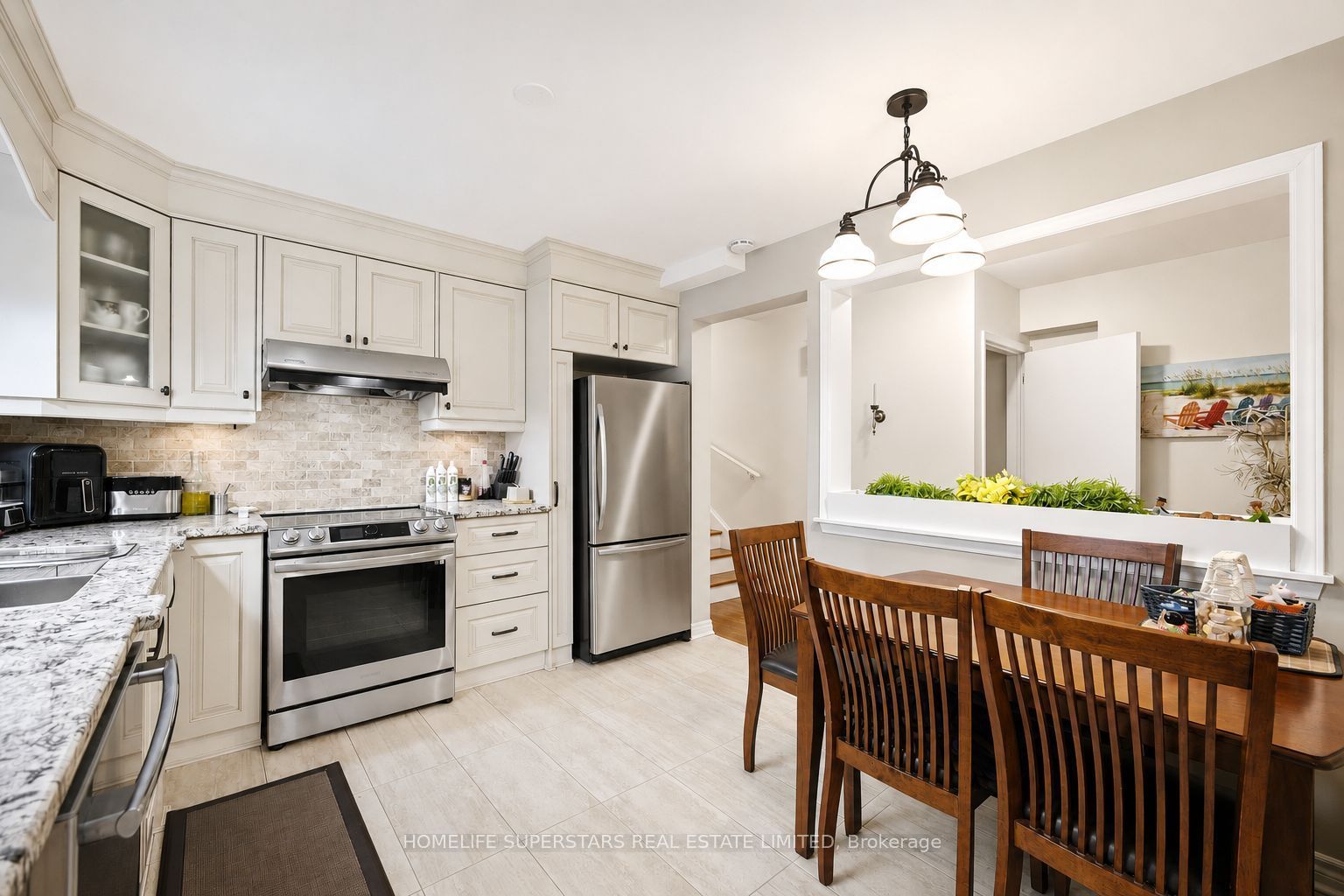 334 Woodsworth Road Property Photo 6