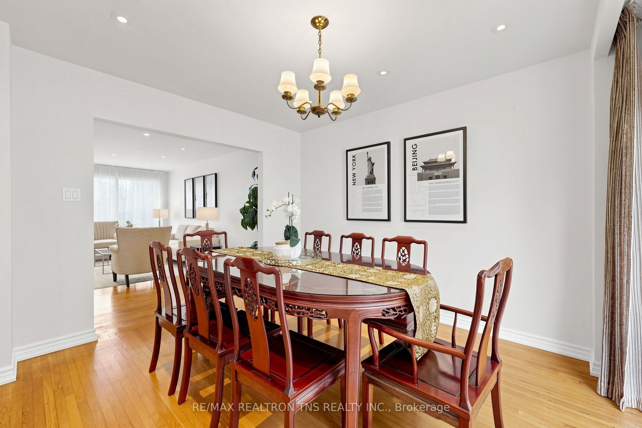 18 Lisburn Crescent Property Photo 6