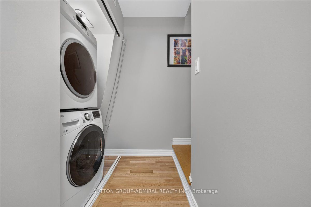 2 Maxwell Street 202 Property Photo 10