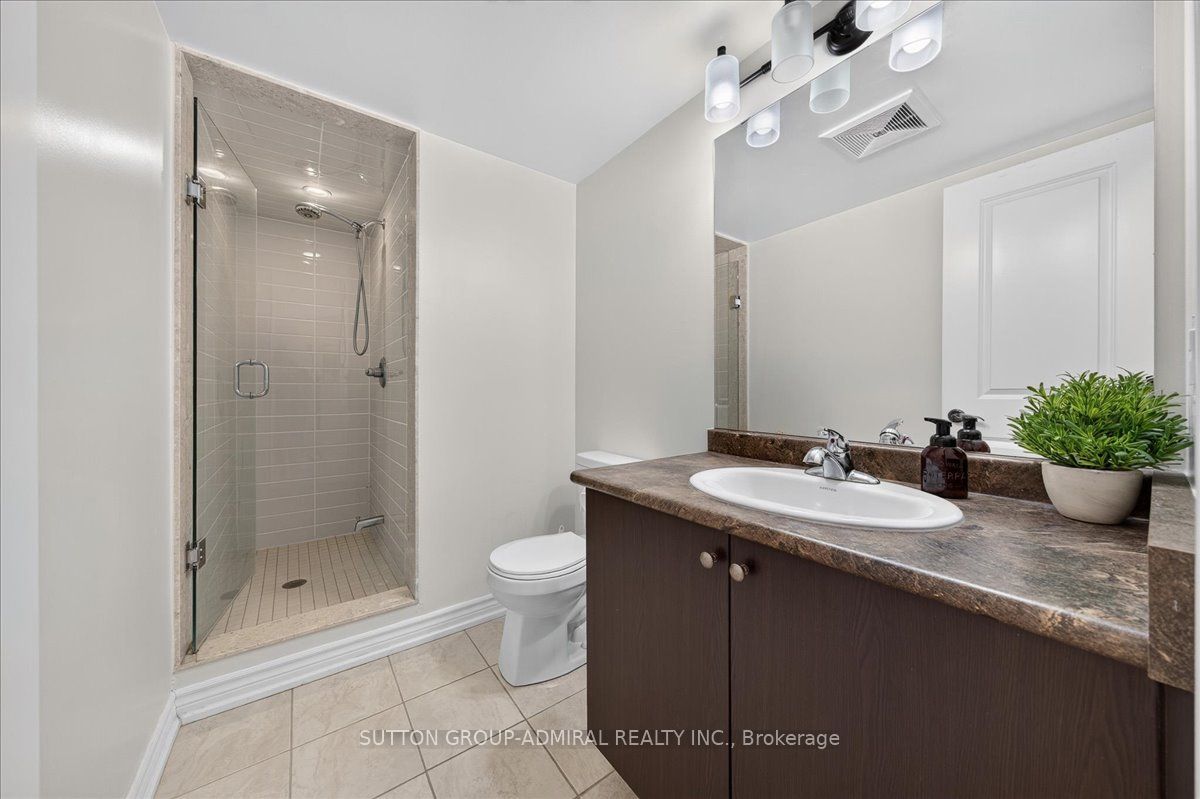 2 Maxwell Street 202 Property Photo 13