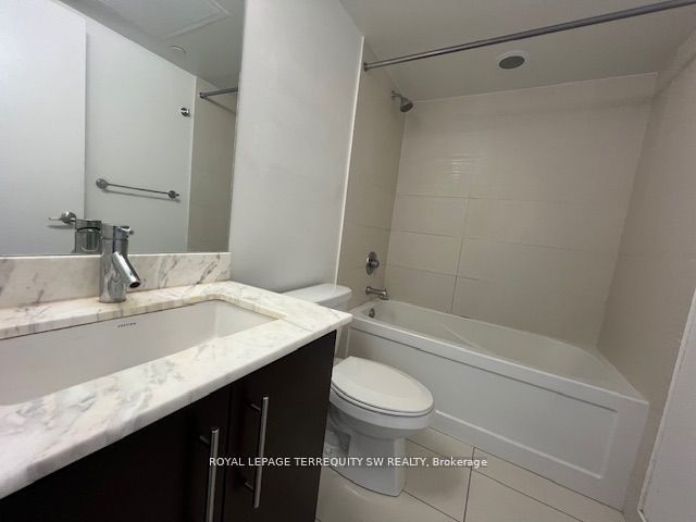 58 Orchard View Boulevard 902 Property Photo 15