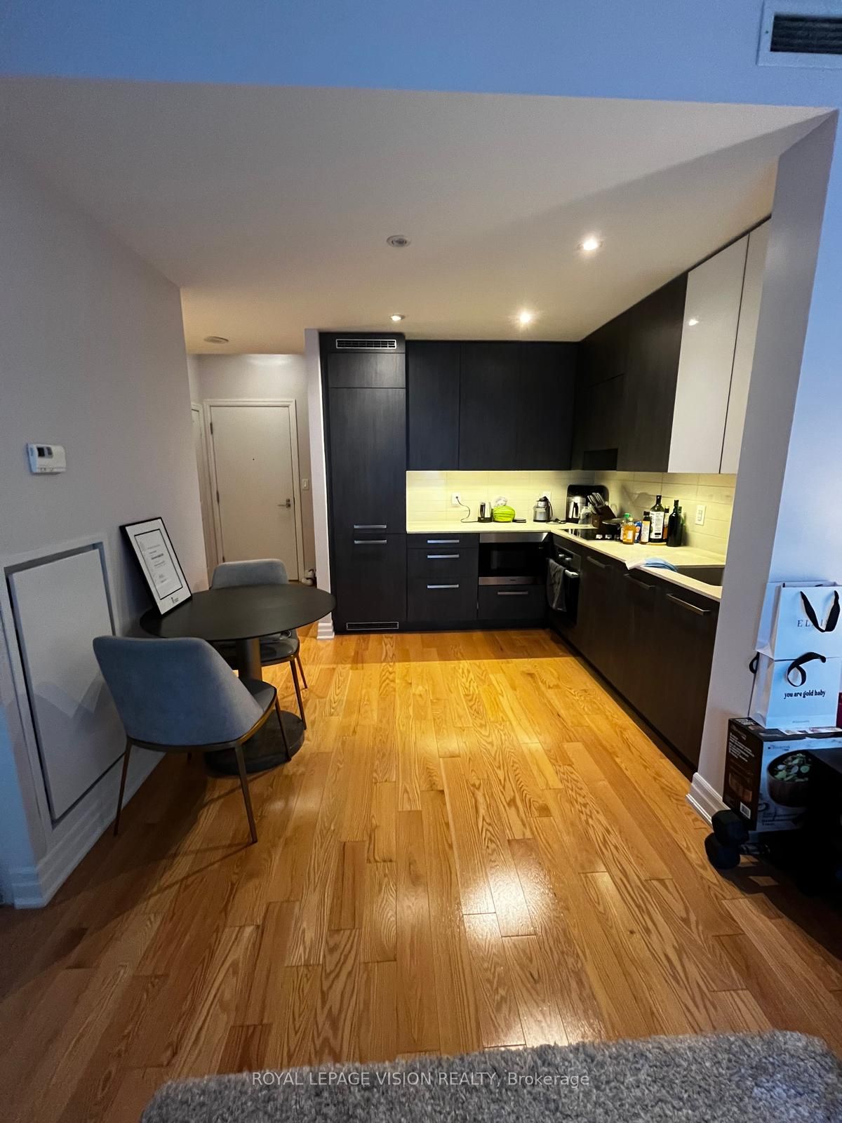 8 The Esplanade Avenue 2701 Property Photo 11