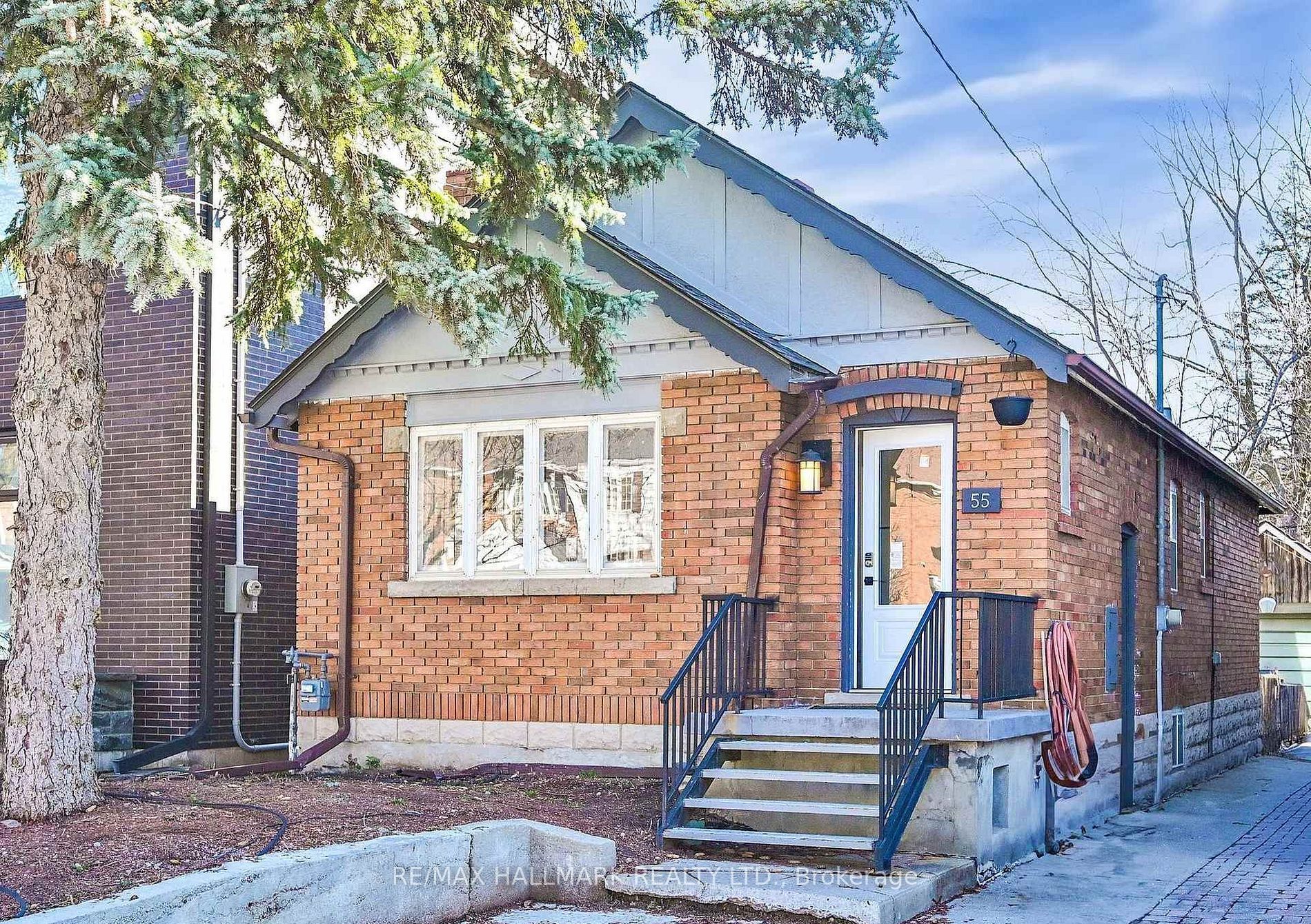 55 Banff Road Property Photo 3
