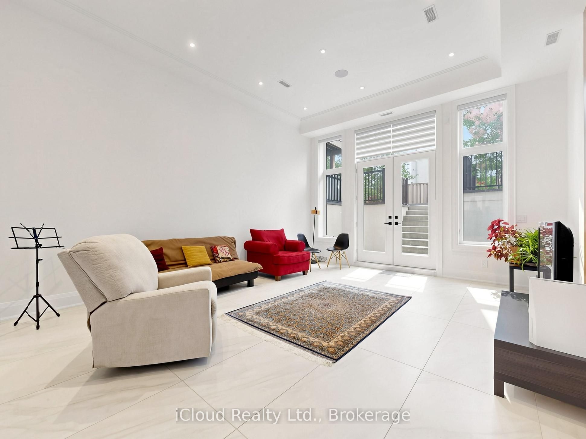 64 Risebrough Avenue Property Photo 33