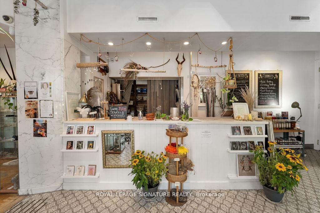 154 Harbord Street Property Photo 6
