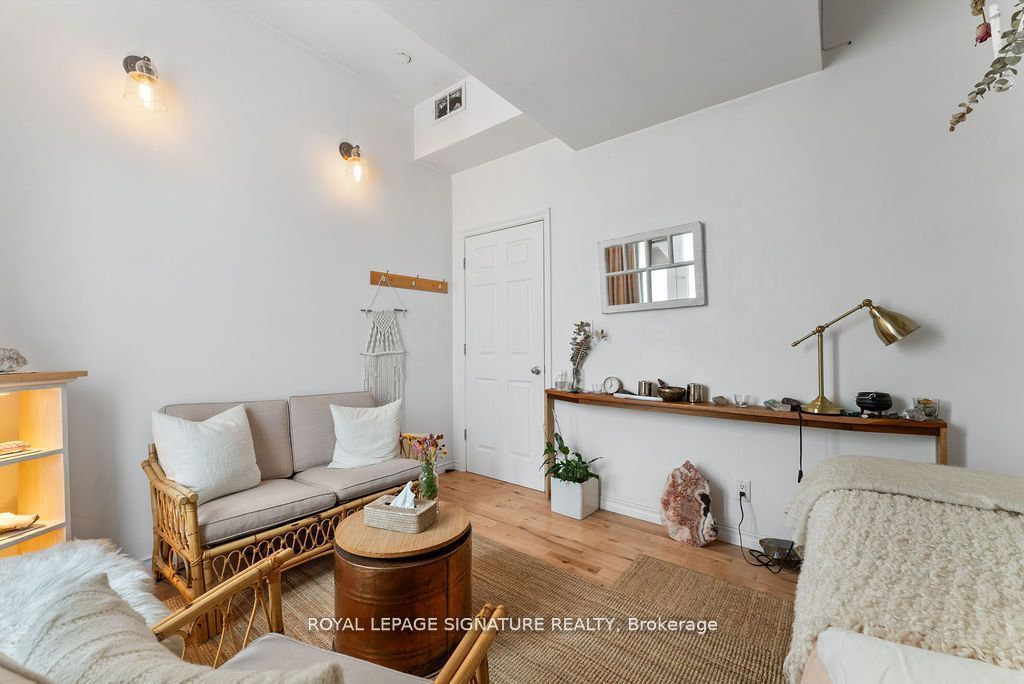 154 Harbord Street Property Photo 19