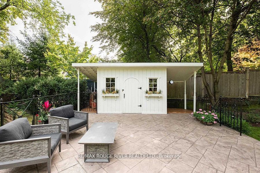 11 Donwoods Drive Property Photo 7