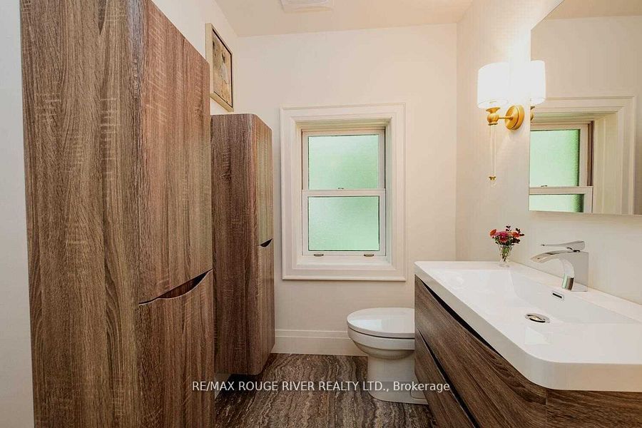 11 Donwoods Drive Property Photo 28