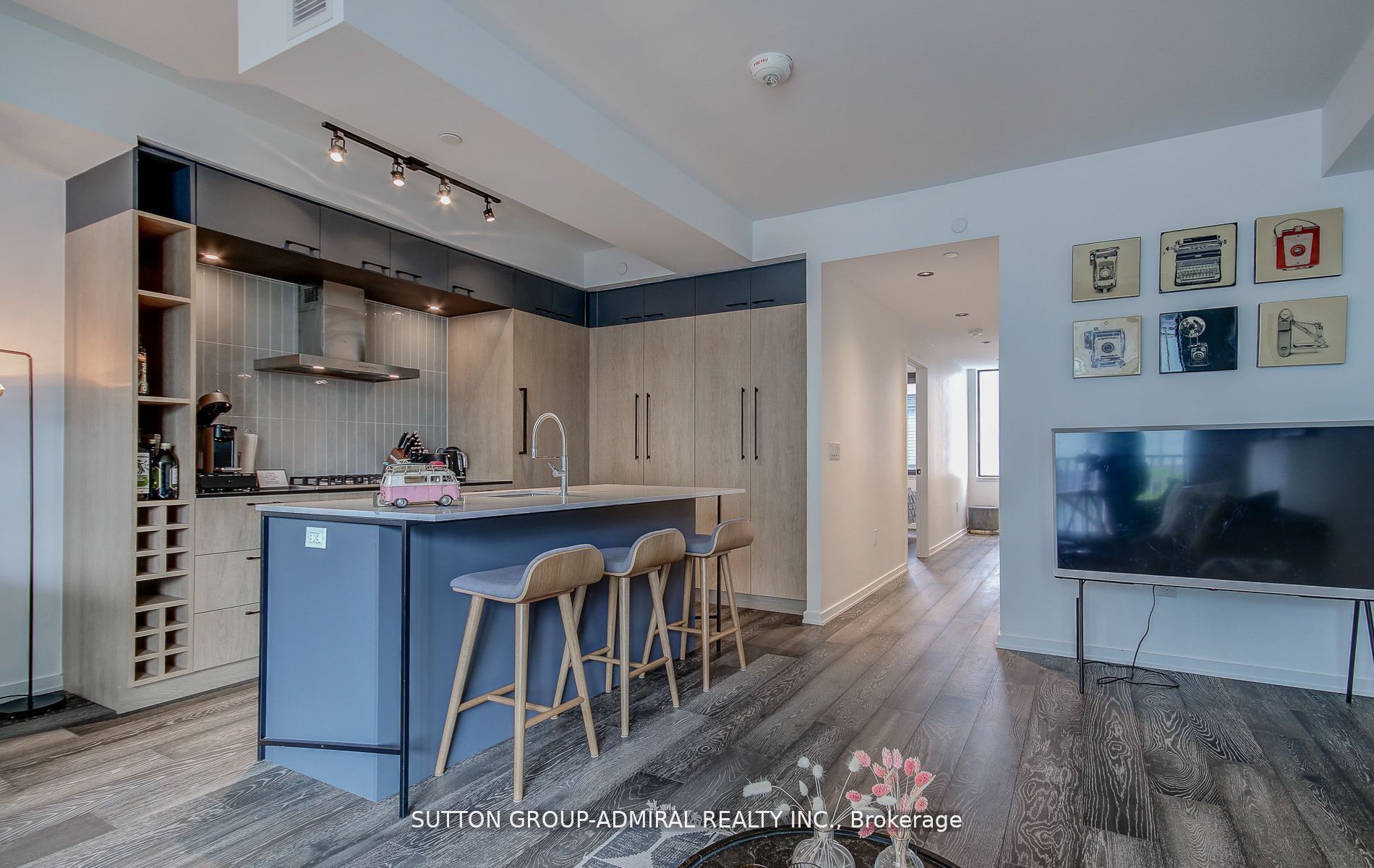 41 Dovercourt Road 602 Property Photo 6