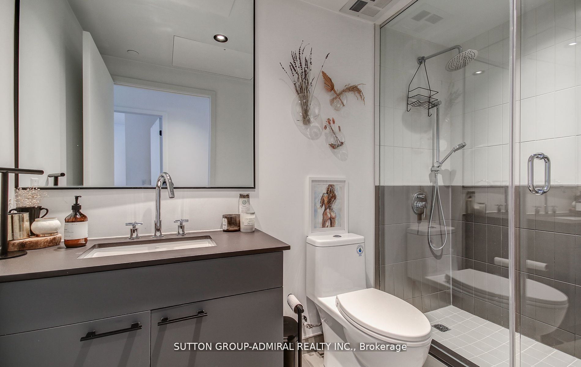 41 Dovercourt Road 602 Property Photo 9