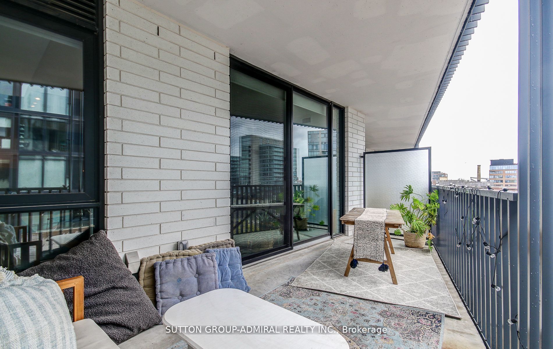 41 Dovercourt Road 602 Property Photo 10