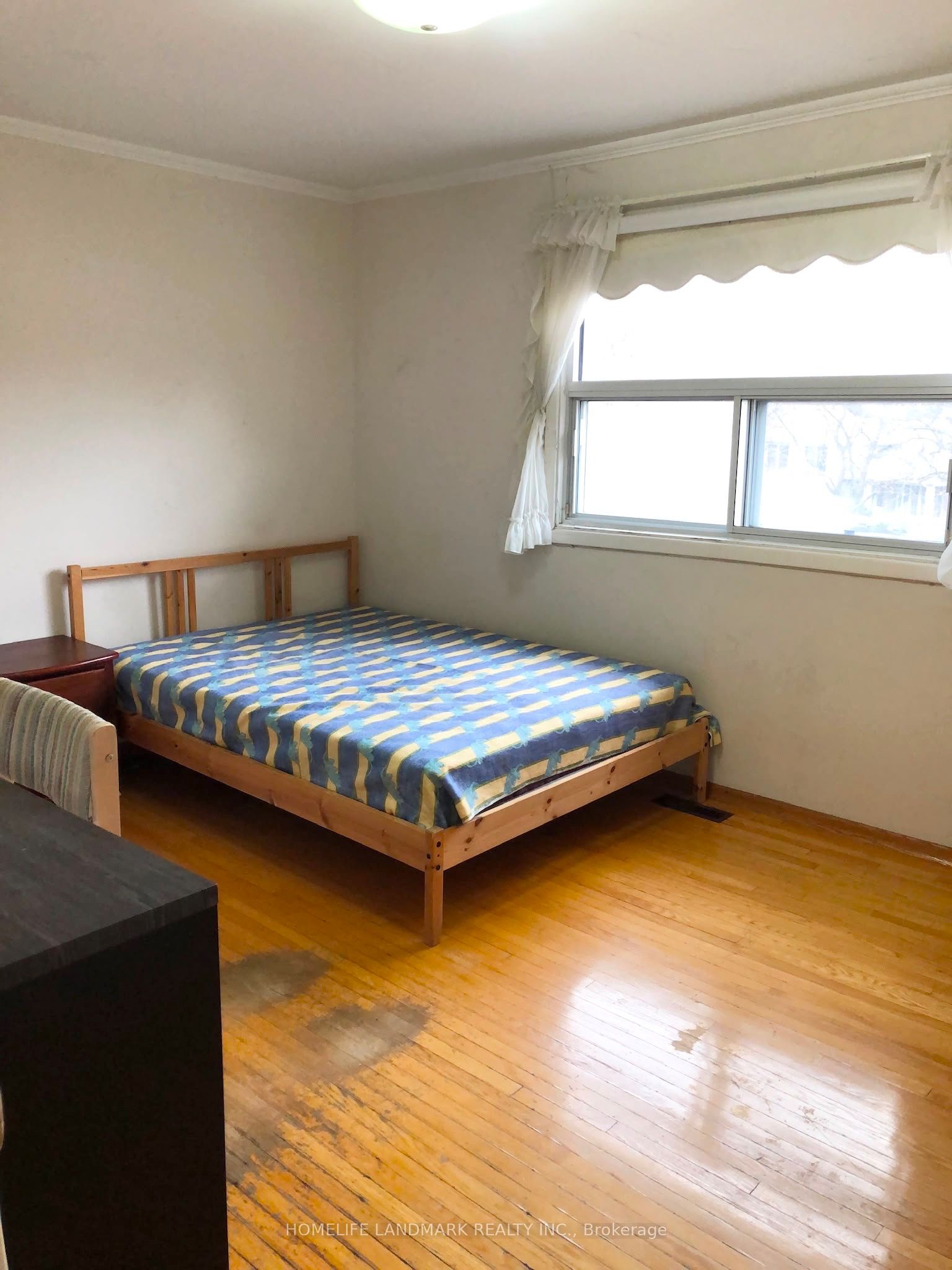 105 Whitehorn Crescent Property Photo 6