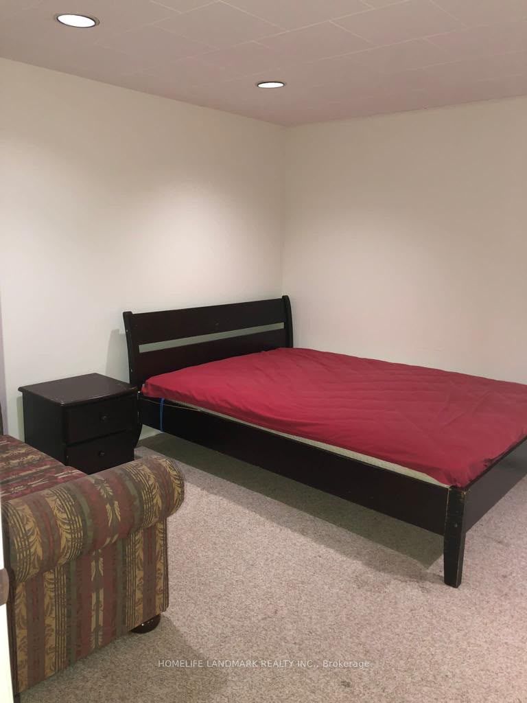 105 Whitehorn Crescent Property Photo 17