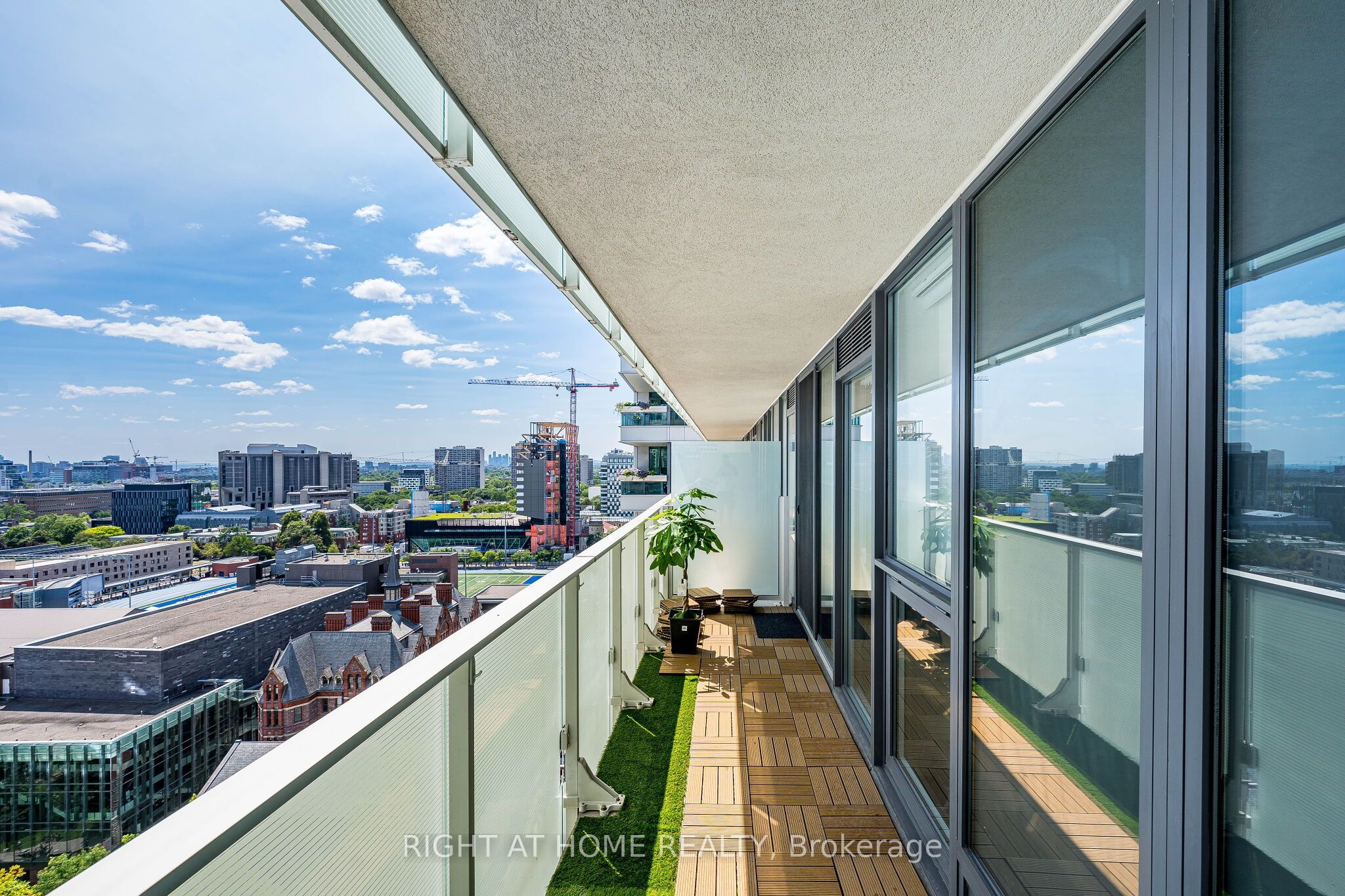 200 Bloor Street W 1604 Property Photo 33