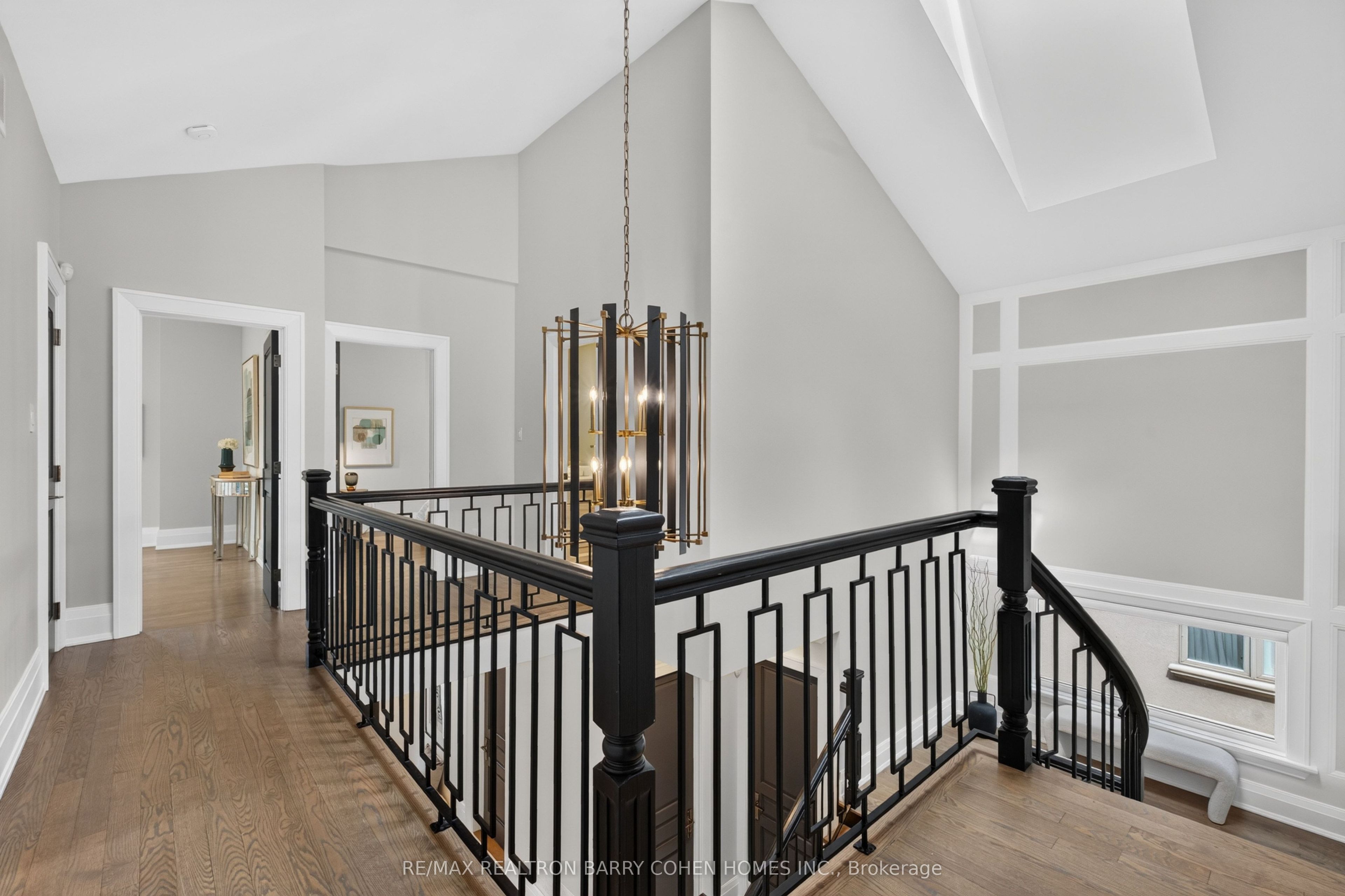 33 Munro Boulevard Property Photo 24