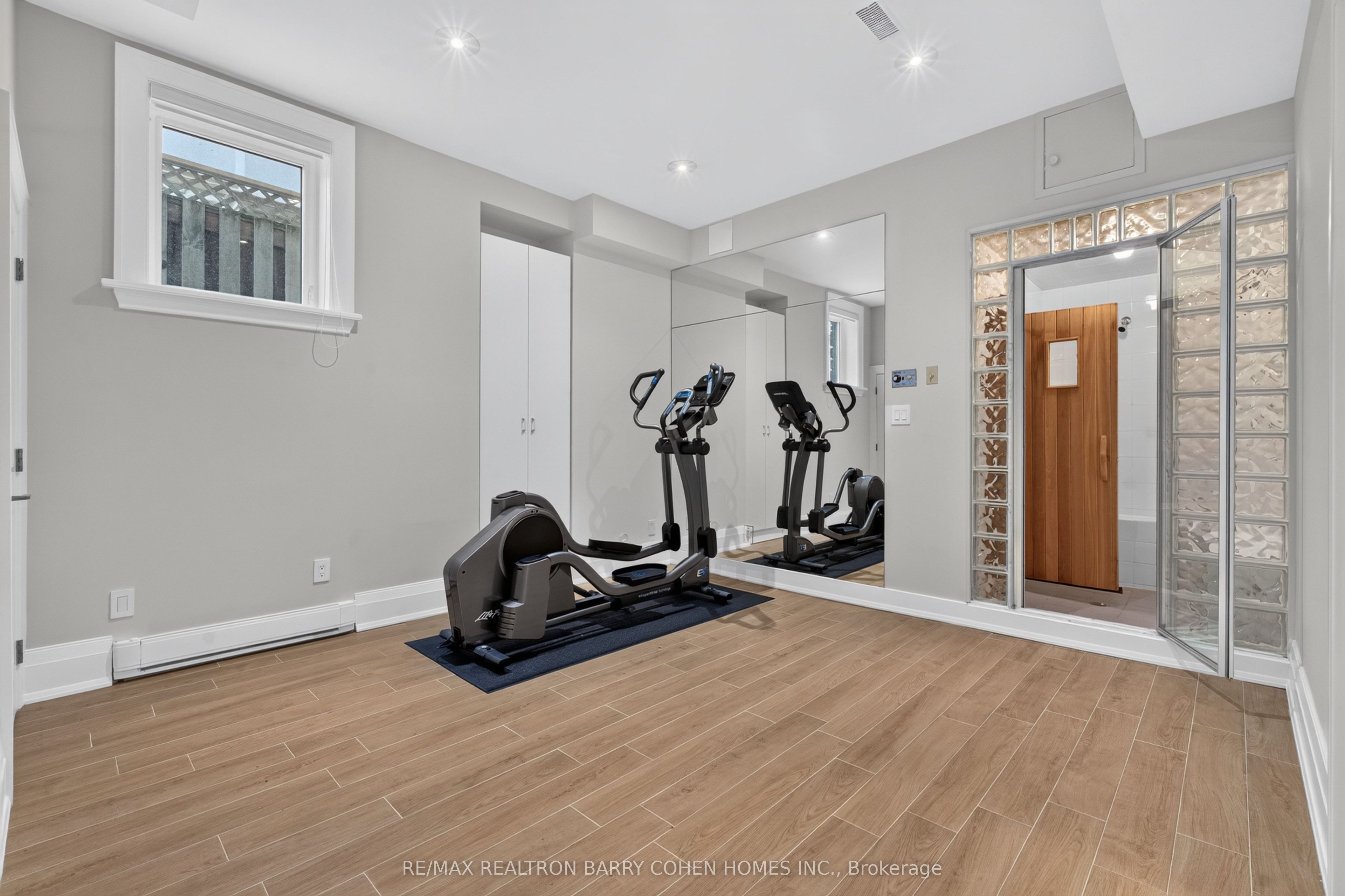 33 Munro Boulevard Property Photo 43