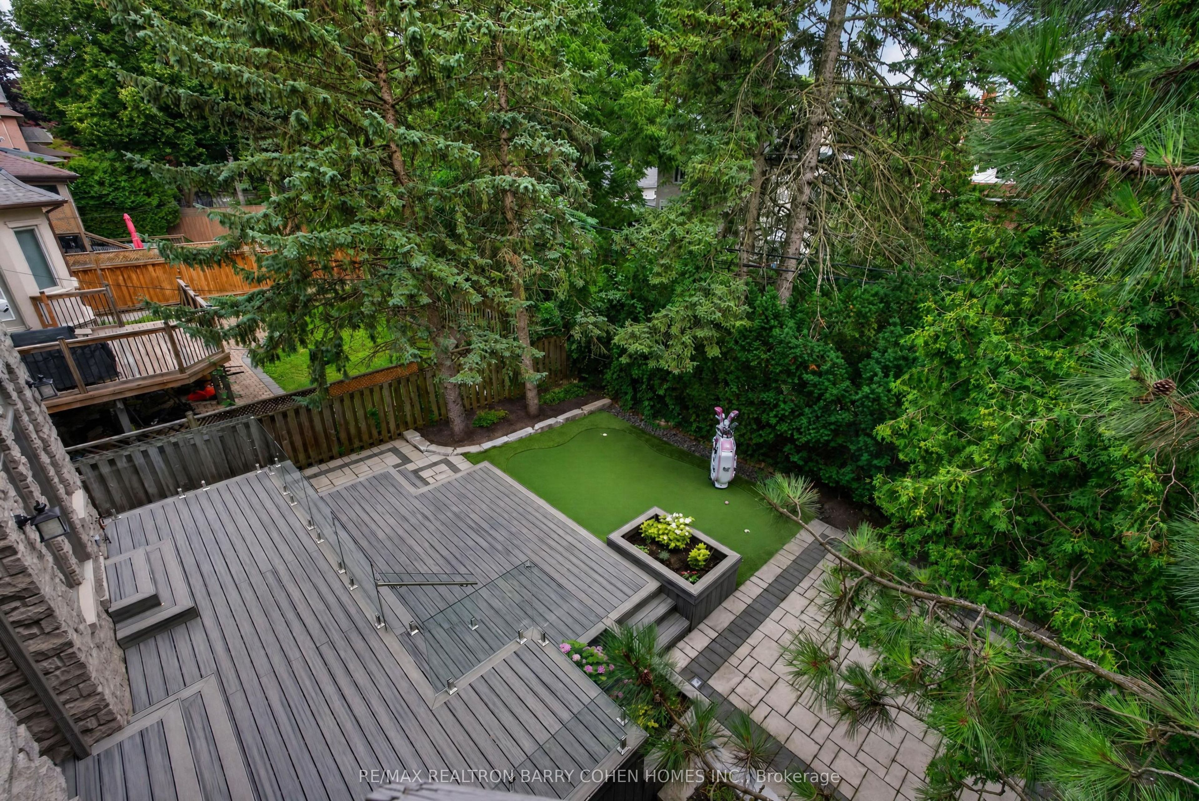 33 Munro Boulevard Property Photo 45
