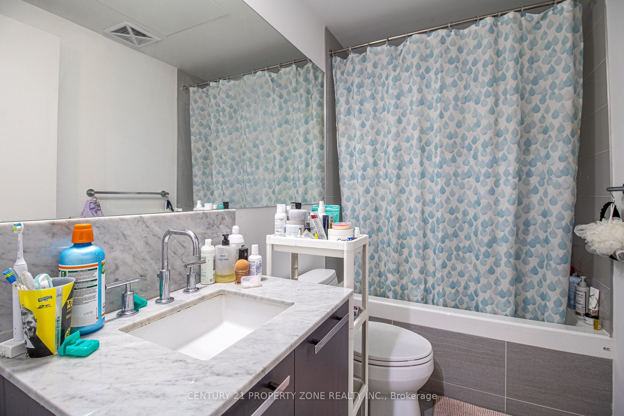 50 Charles Street E 1007 Property Photo 8