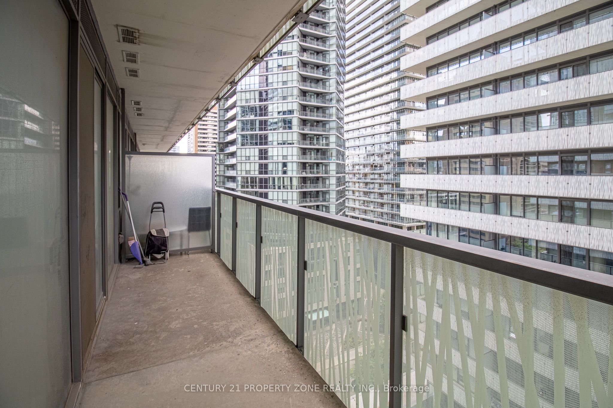 50 Charles Street E 1007 Property Photo 14