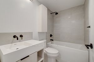 108 Peter Street 2011 Property Photo 6