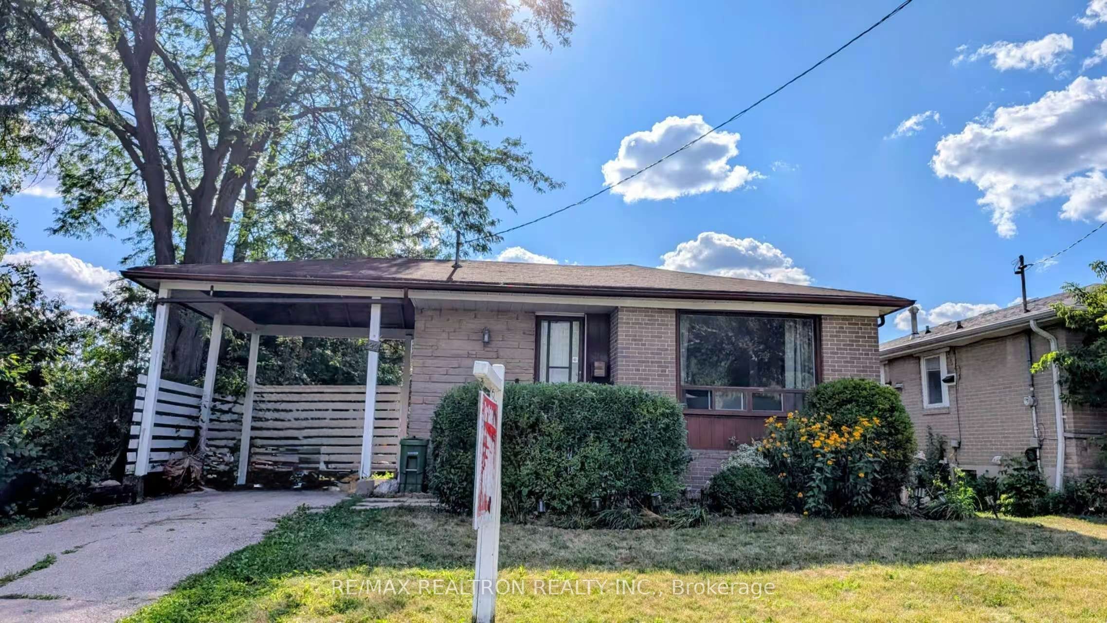 22 Rochelle Crescent Property Photo 1