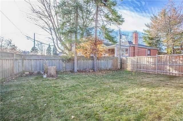 298 Mckee Avenue Lower Property Photo 10