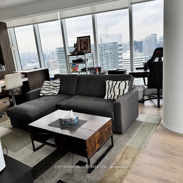 197 Yonge Street 4402 Property Photo 10
