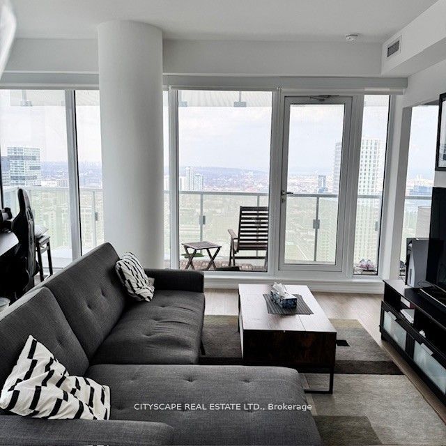 197 Yonge Street 4402 Property Photo 12