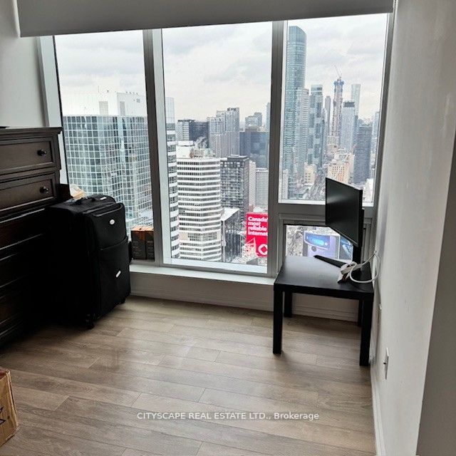 197 Yonge Street 4402 Property Photo 15