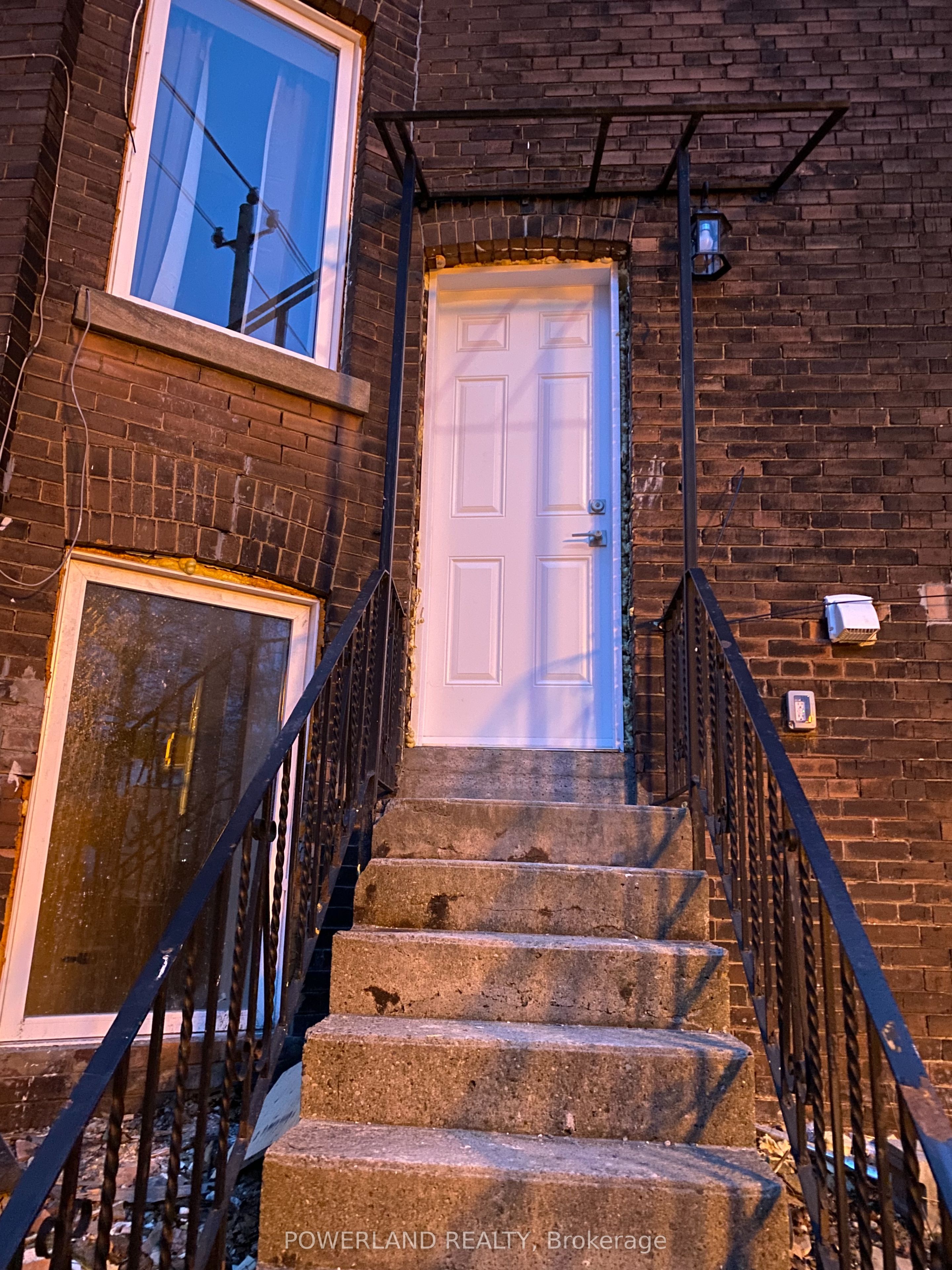 2 St Annes Road Bsmt Property Photo 1