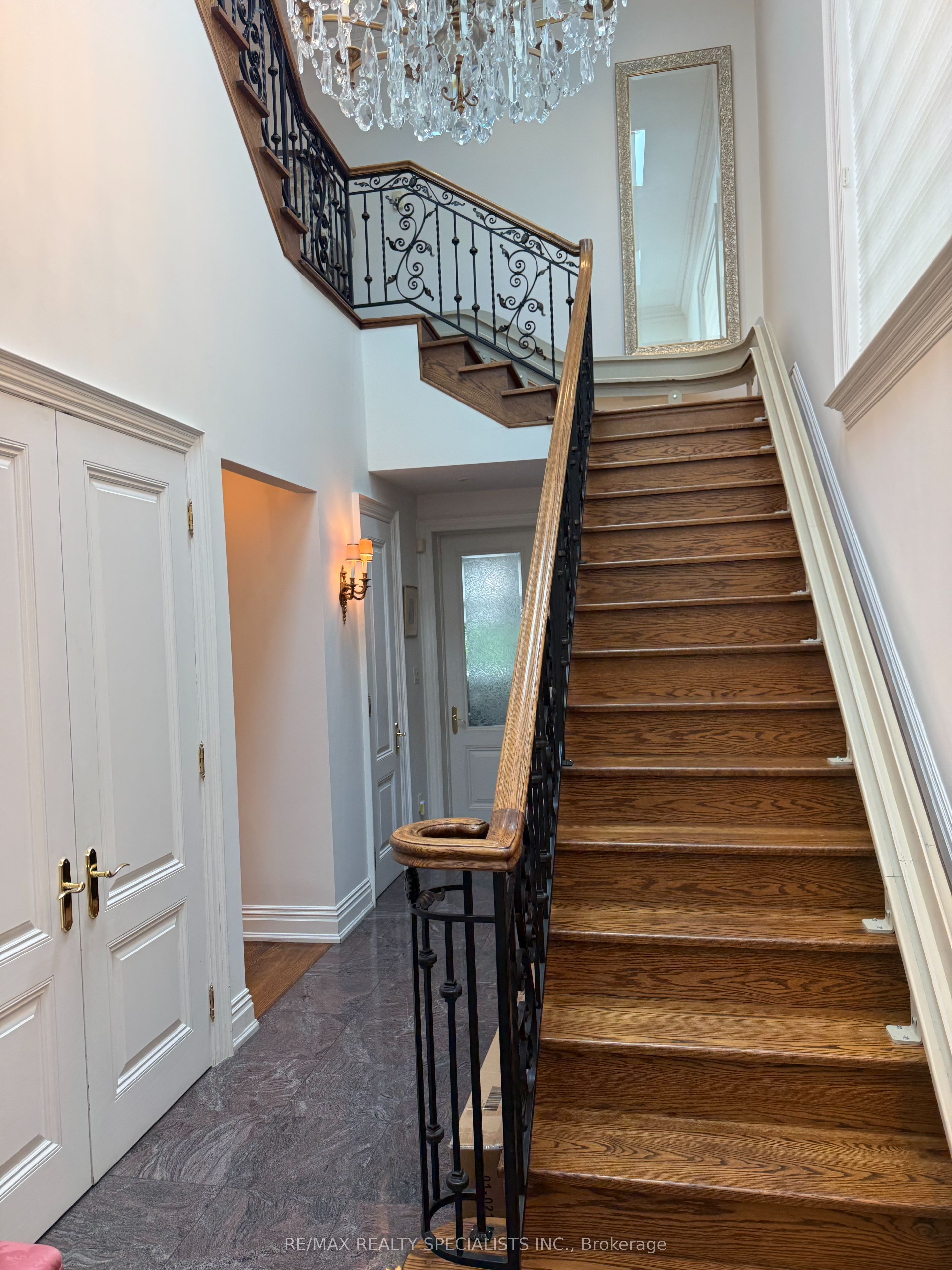 49 Montclair Avenue Property Photo 4