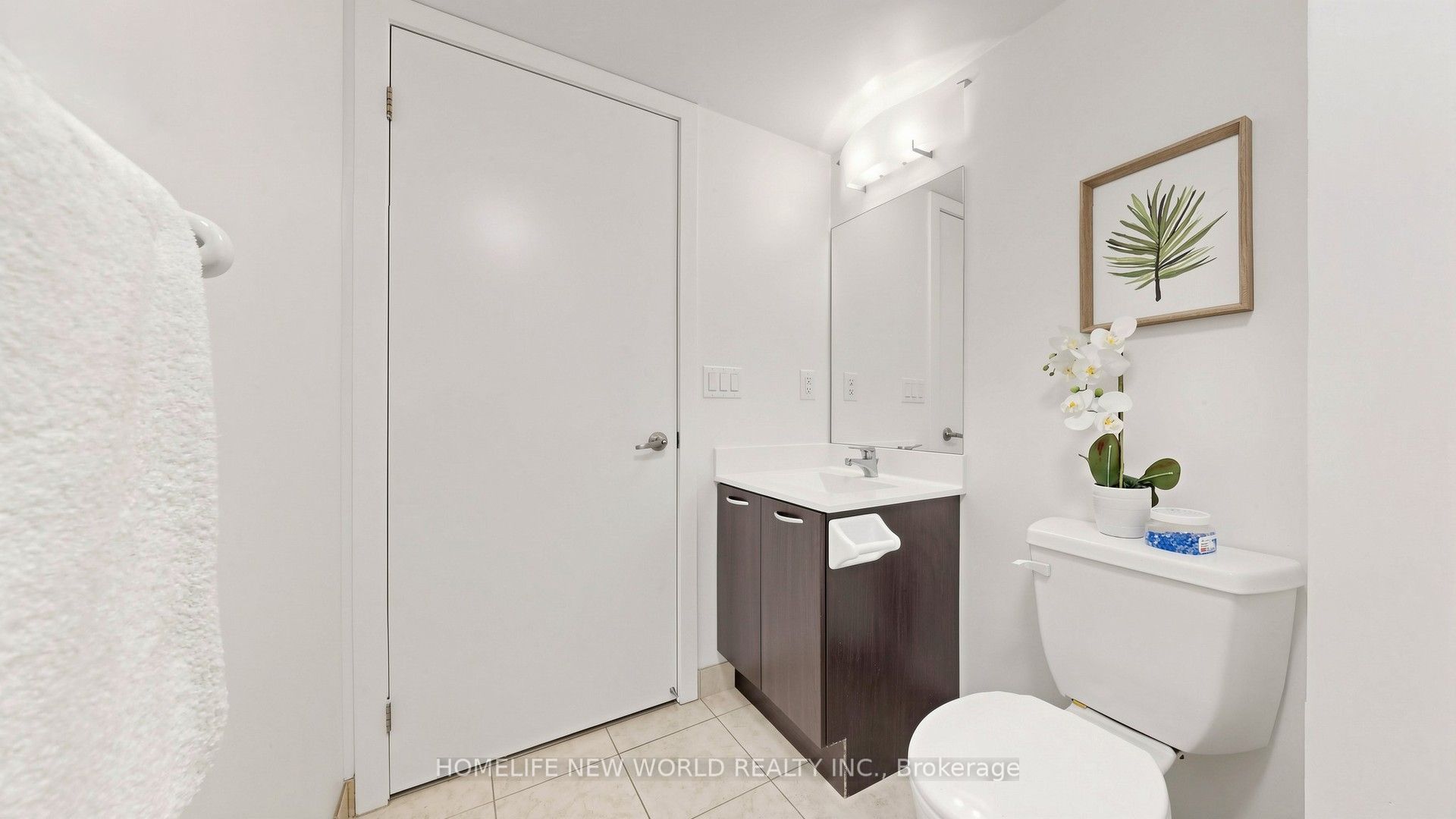 38 Joe Shuster Way 425 Property Photo 16