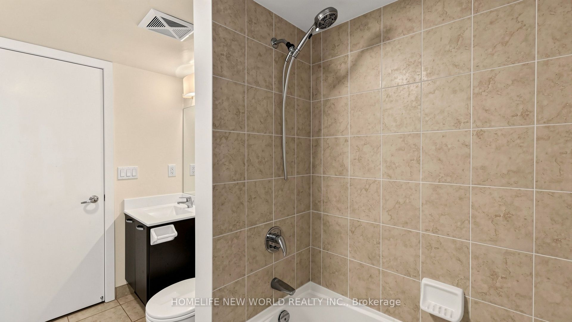 38 Joe Shuster Way 425 Property Photo 18