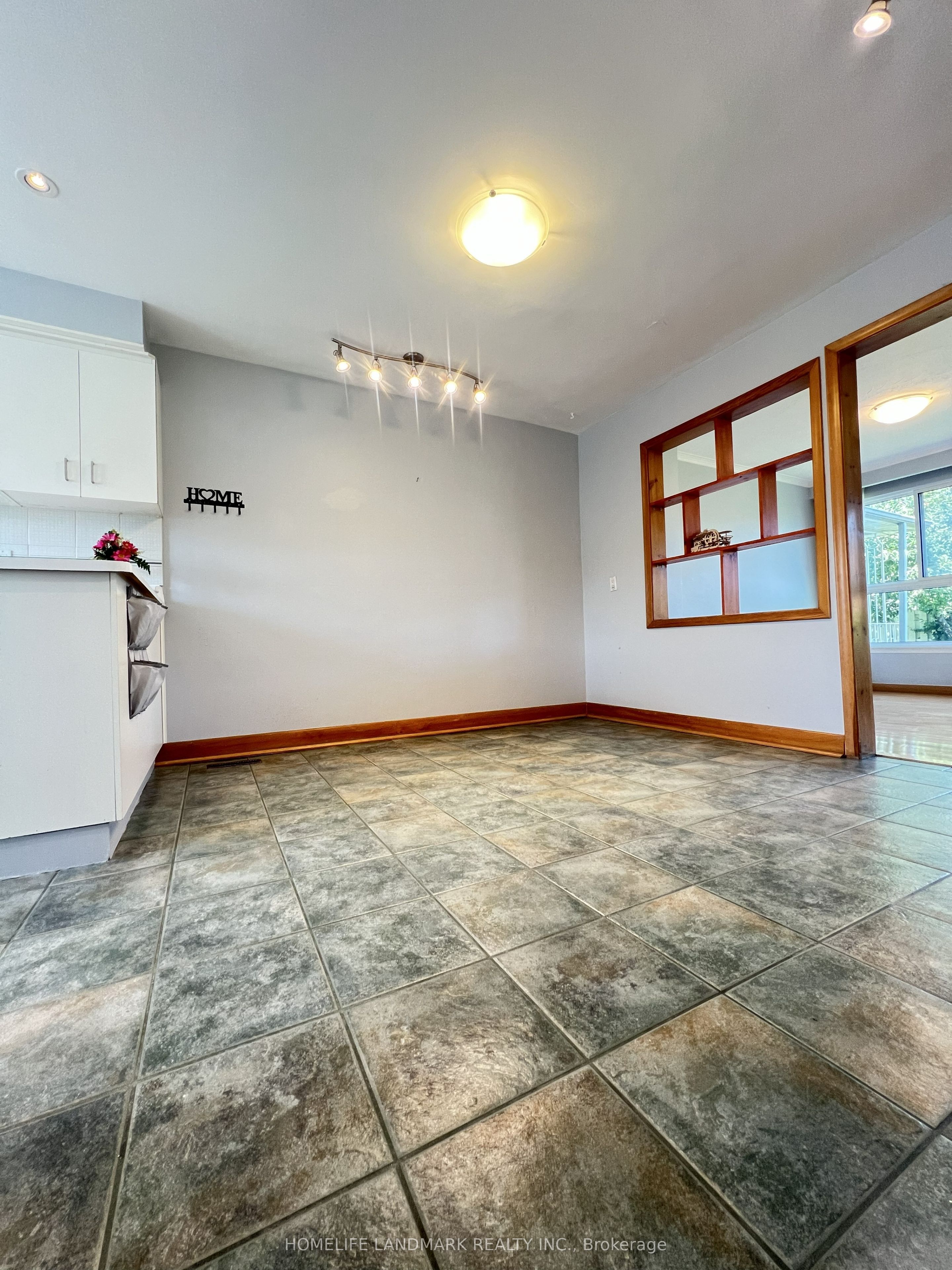 27 Tillplain Road Property Photo 6