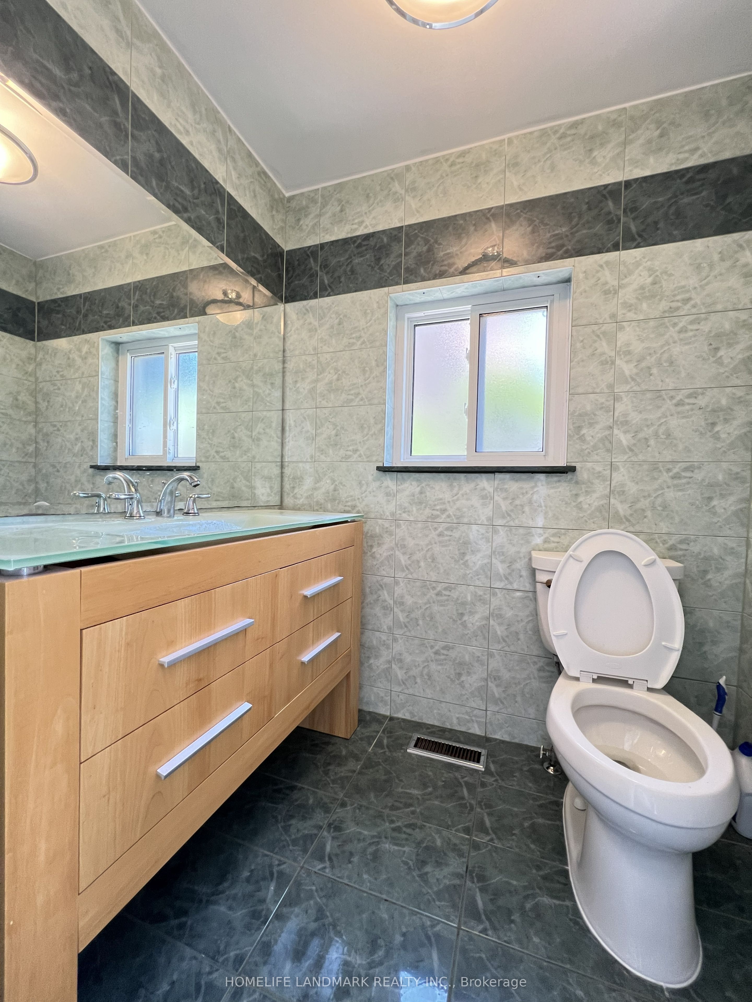 27 Tillplain Road Property Photo 13