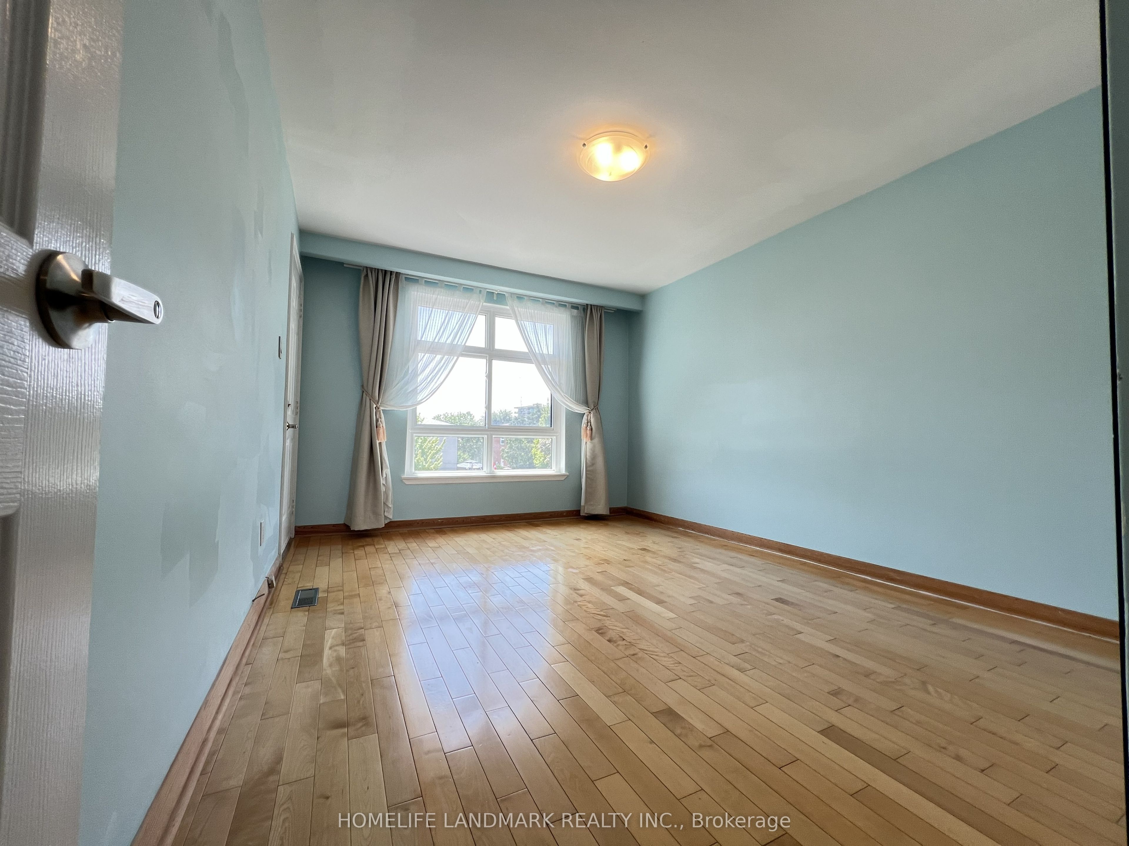 27 Tillplain Road Property Photo 18