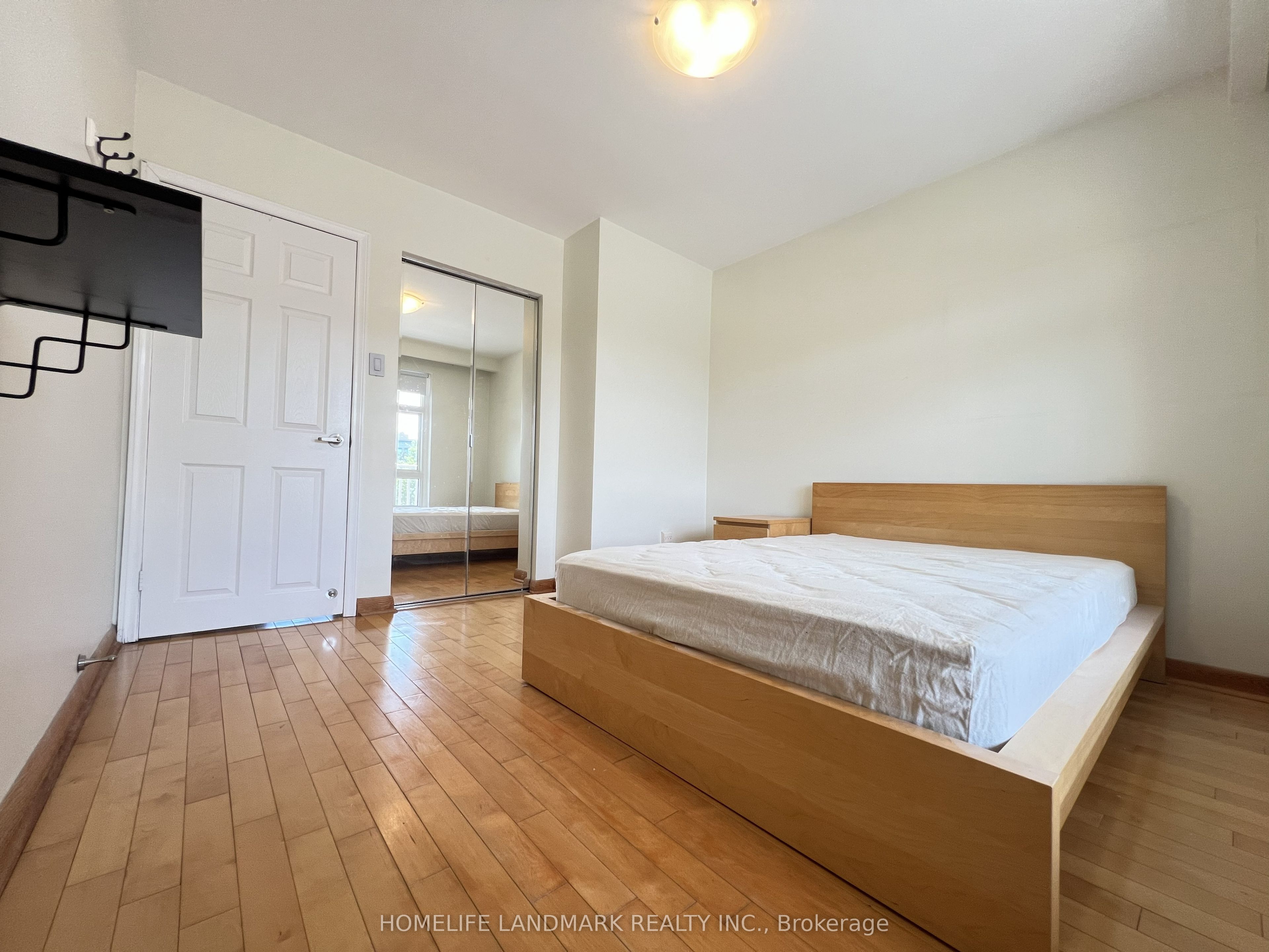27 Tillplain Road Property Photo 22