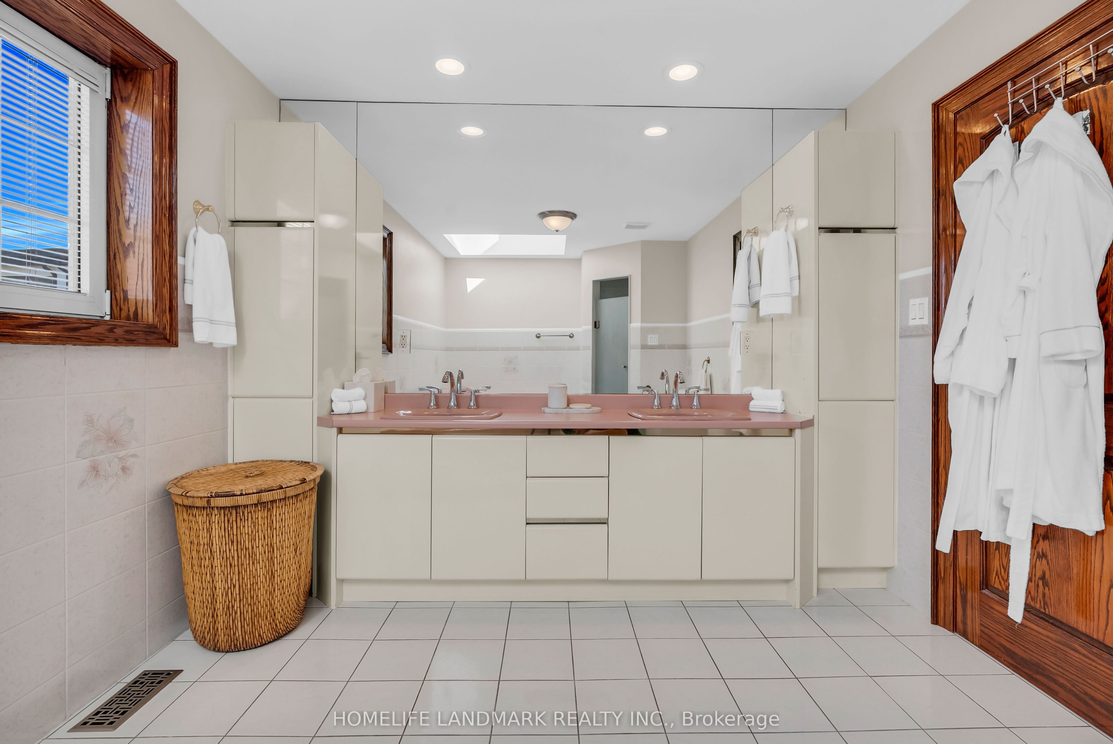 193 Codsell Avenue Property Photo 31