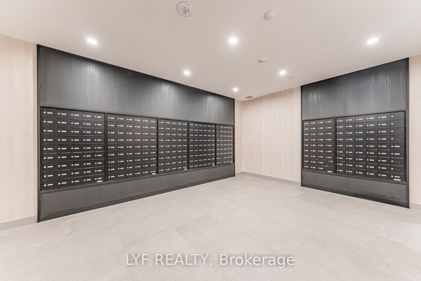 91 Montclair Avenue 826 Property Photo 25