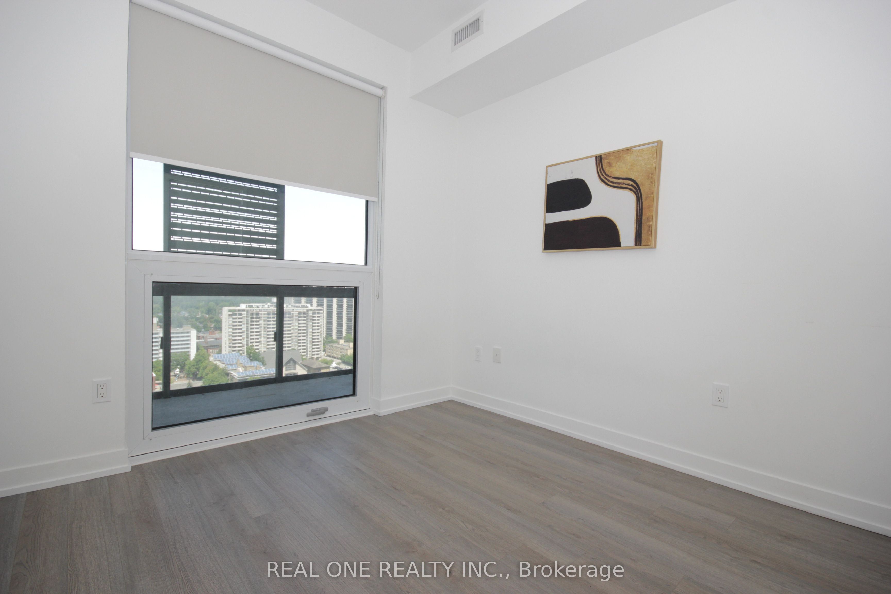 39 Roehampton Avenue 1709 Property Photo 15