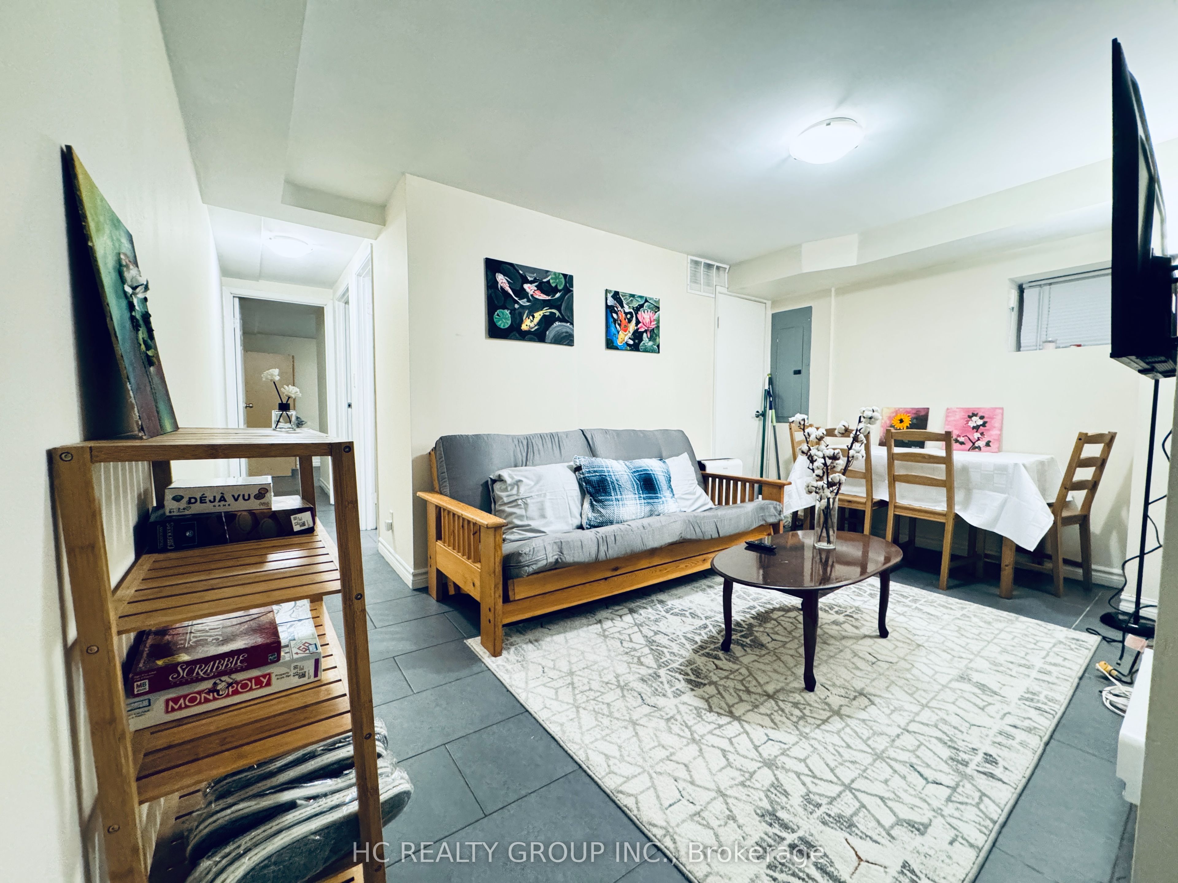 629 Bathurst Street Property Photo 1