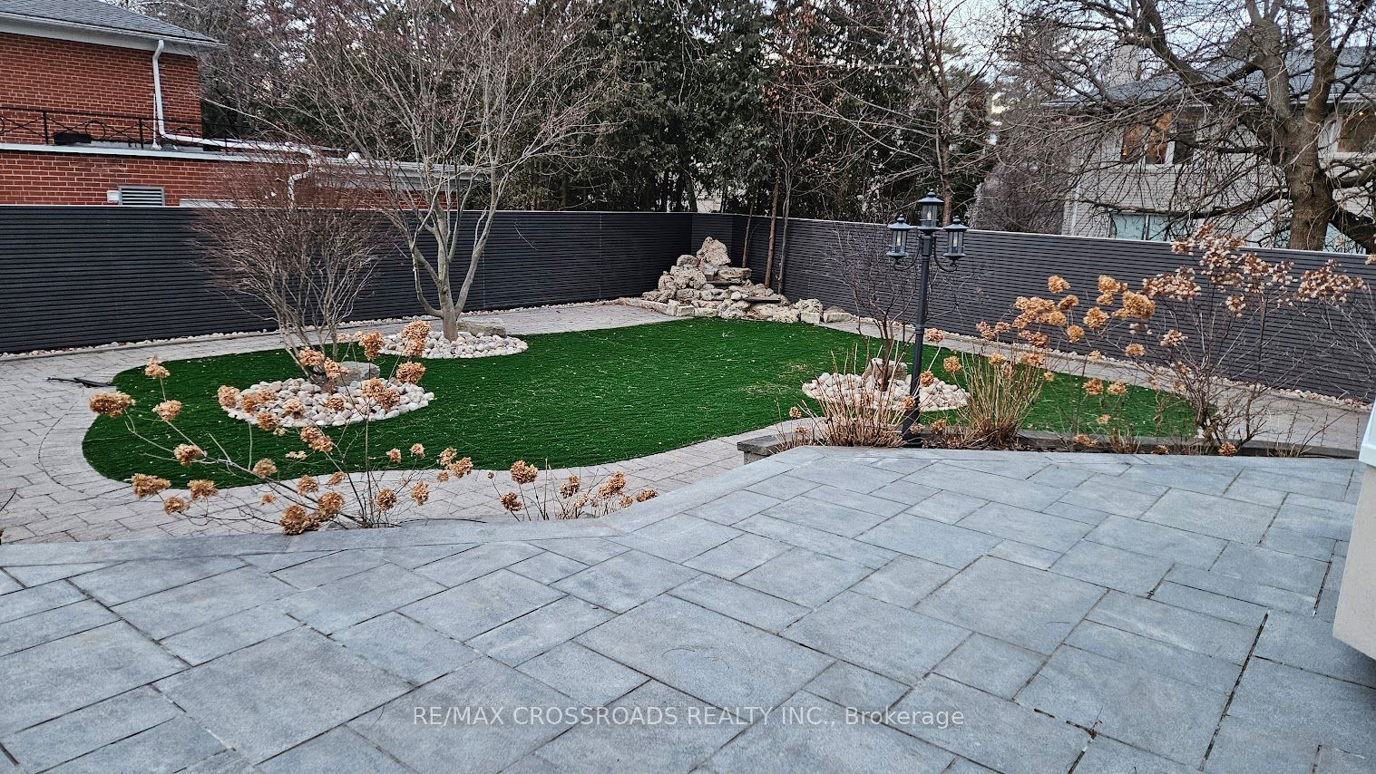 200 The Bridle Path Property Photo 19